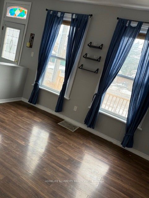 115 Murray Street Property Photo 3