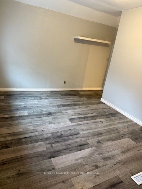 115 Murray Street Property Photo 8