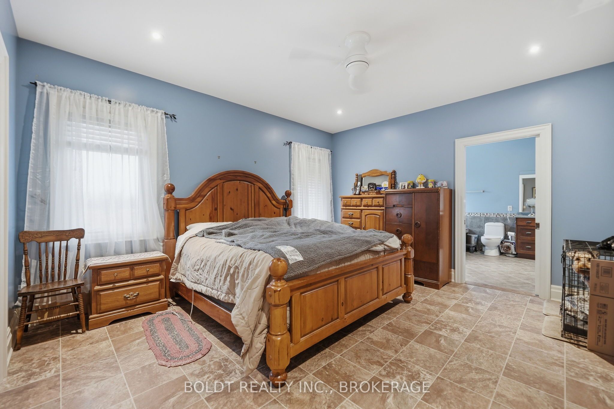 4720 College Road Property Photo 19