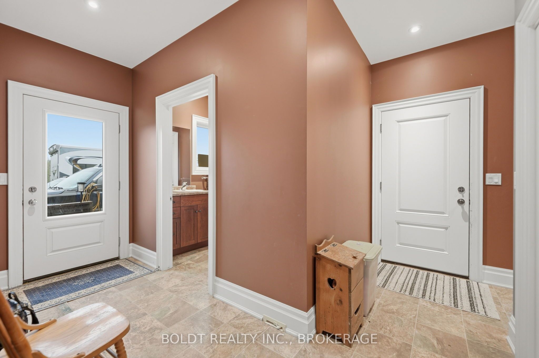 4720 College Road Property Photo 25