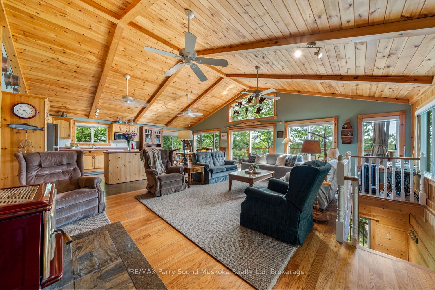 48 Fred Dubie Road E Property Photo 13