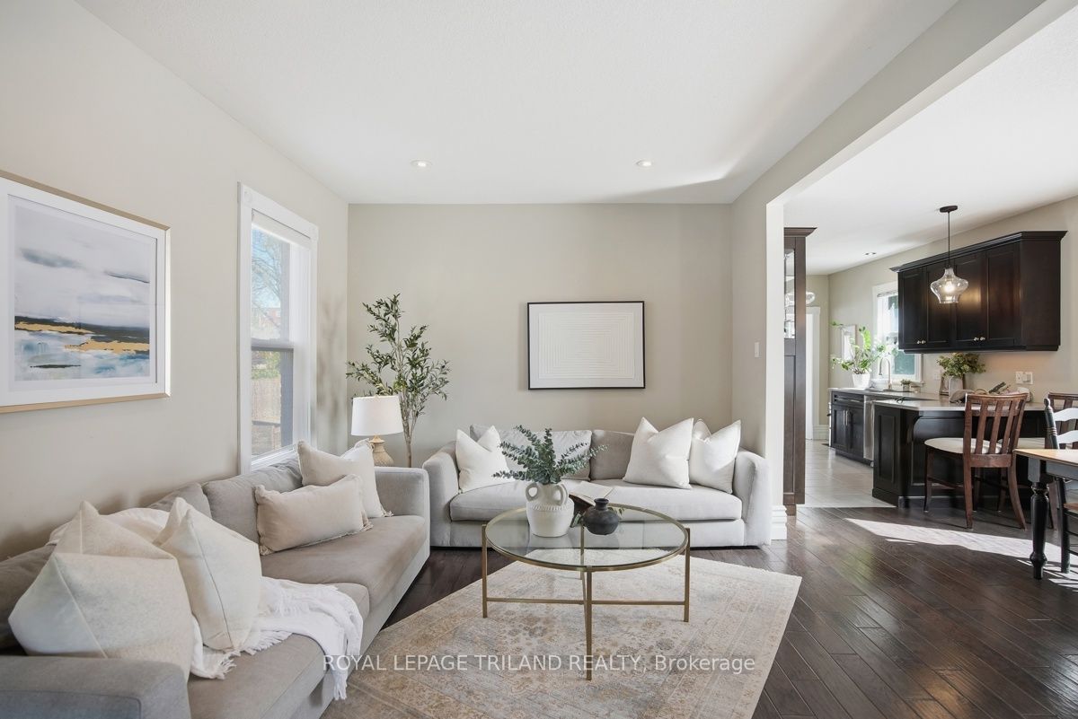 574 Princess Avenue Property Photo 7