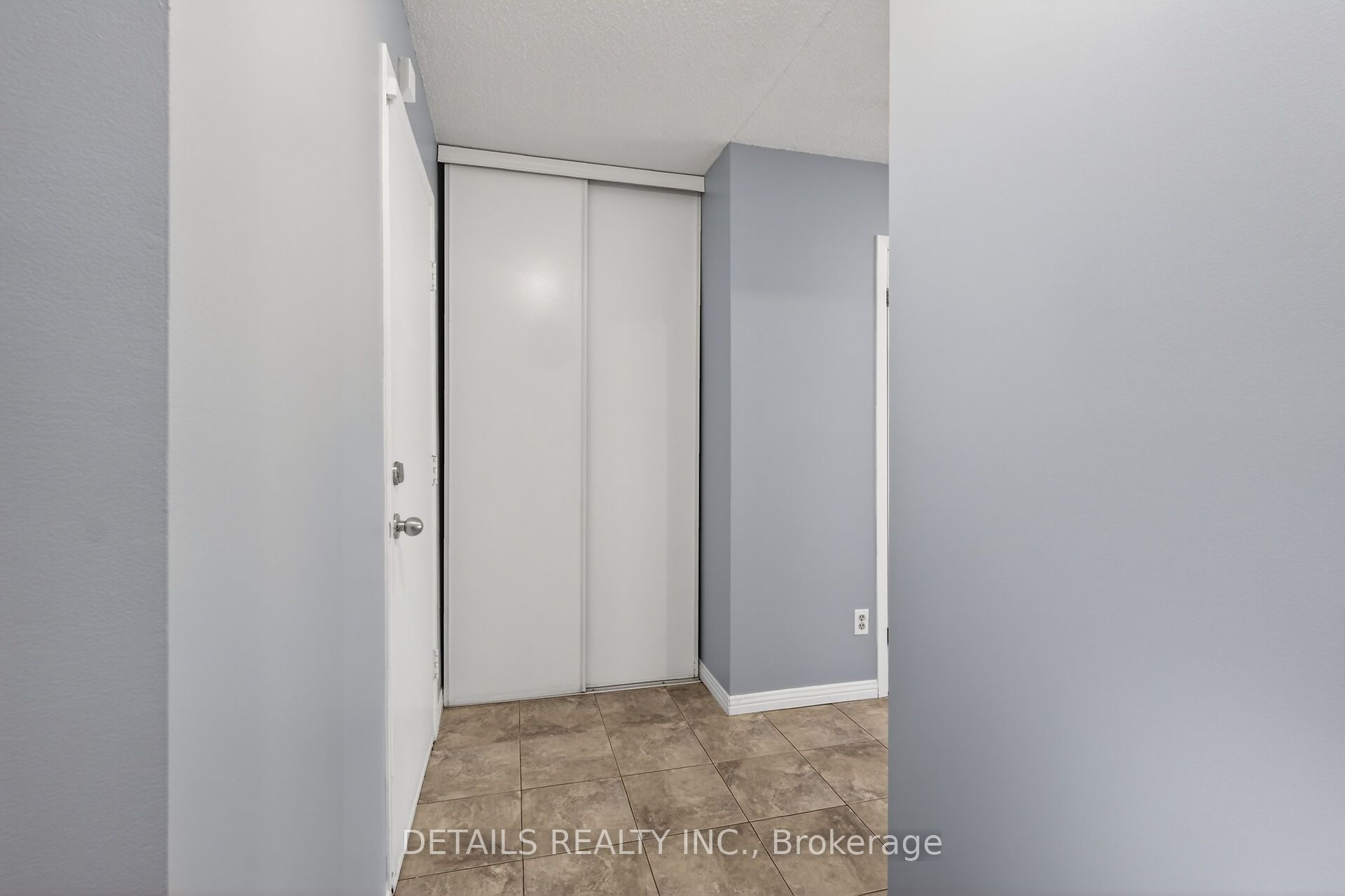 23 Clifford Private 43 Property Photo 7