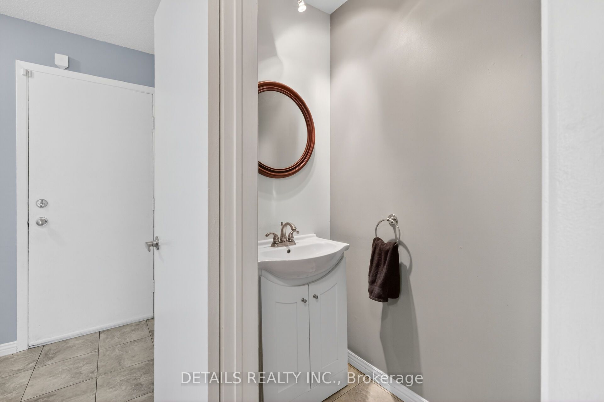 23 Clifford Private 43 Property Photo 9