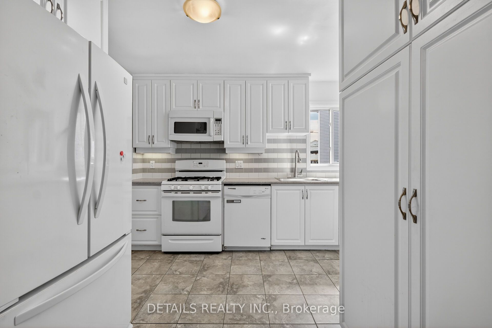 23 Clifford Private 43 Property Photo 14