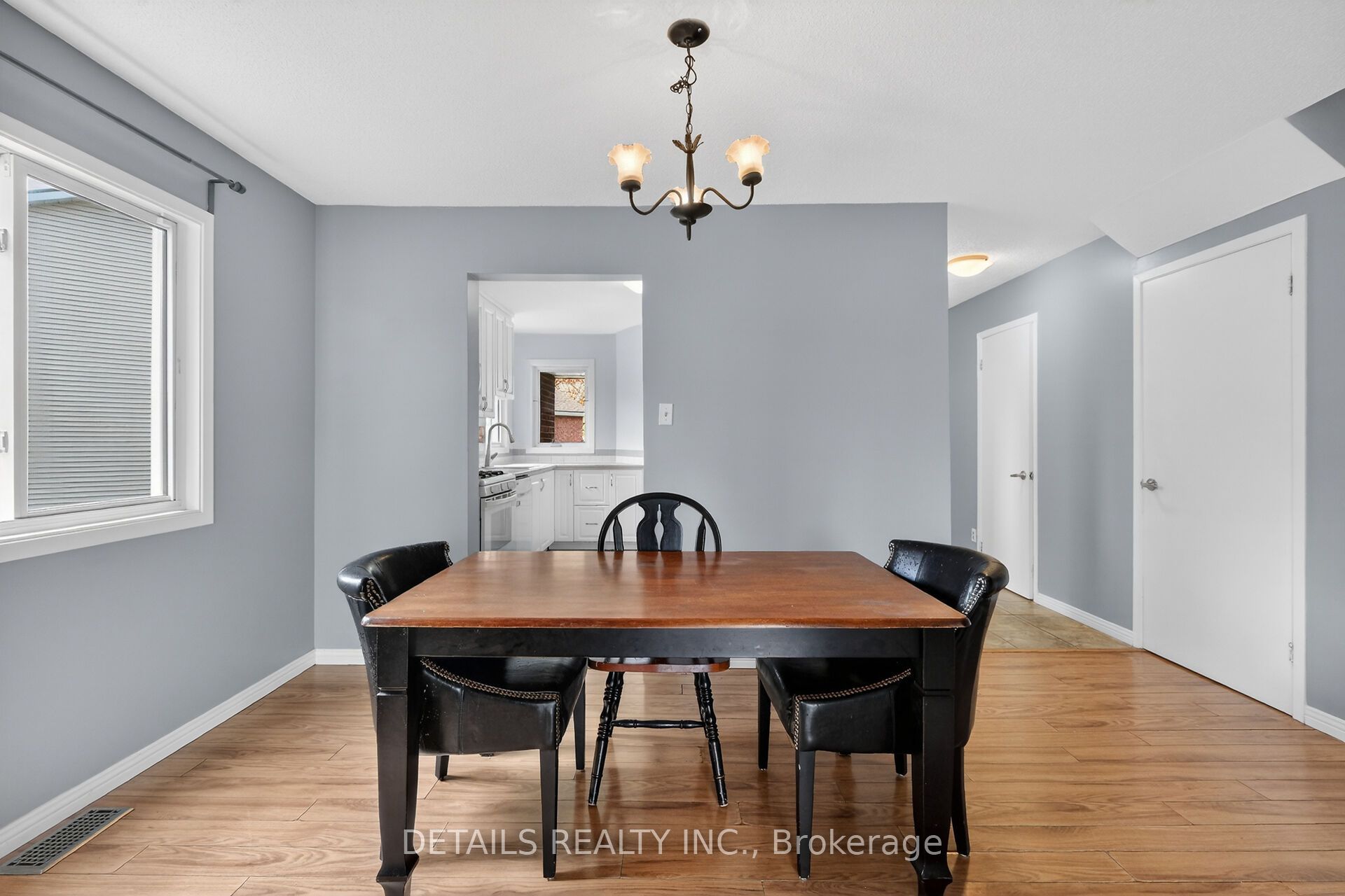 23 Clifford Private 43 Property Photo 16