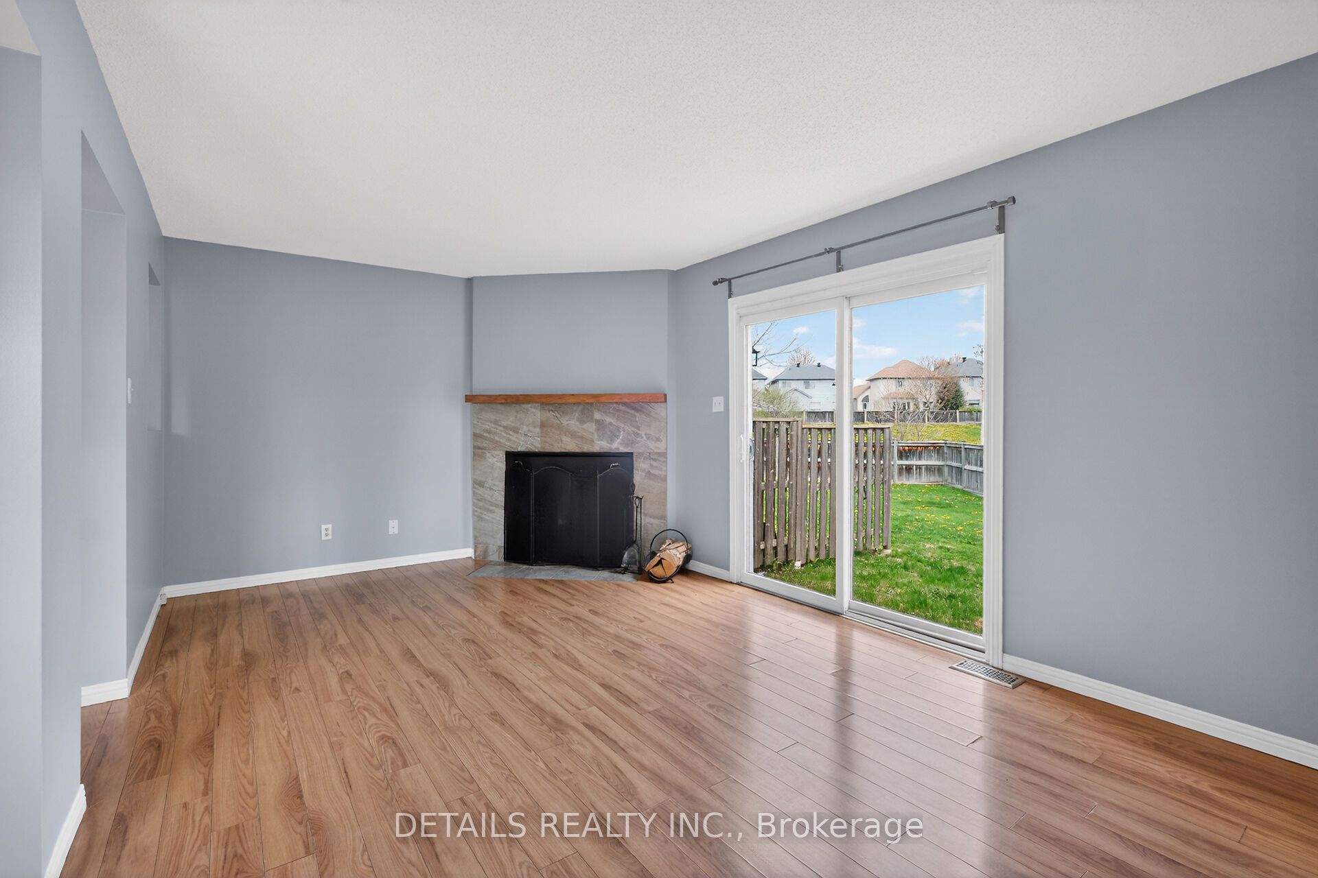 23 Clifford Private 43 Property Photo 19