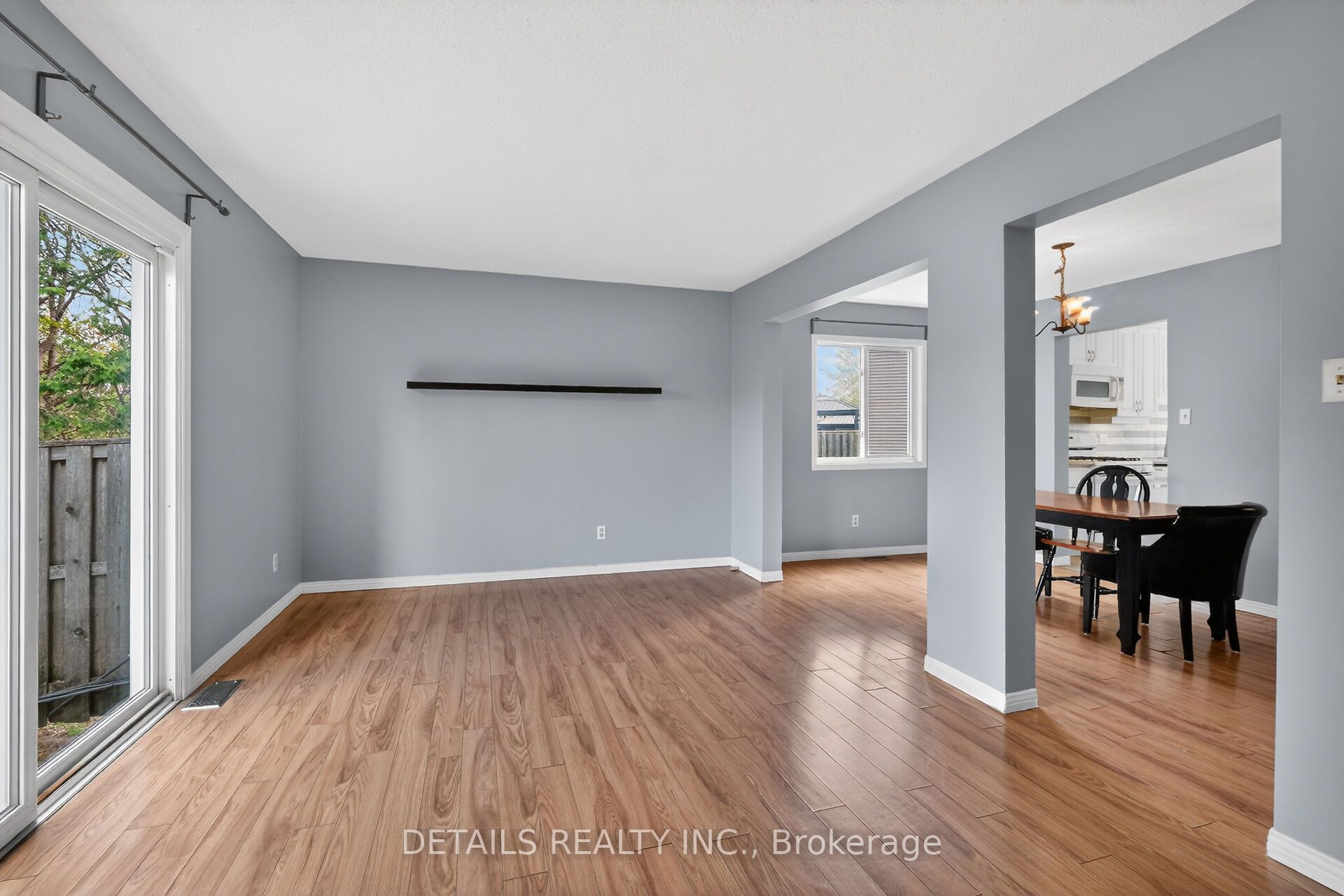 23 Clifford Private 43 Property Photo 23