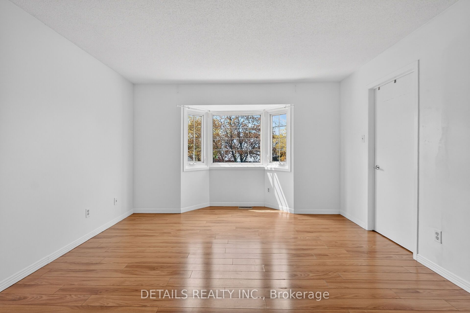 23 Clifford Private 43 Property Photo 29