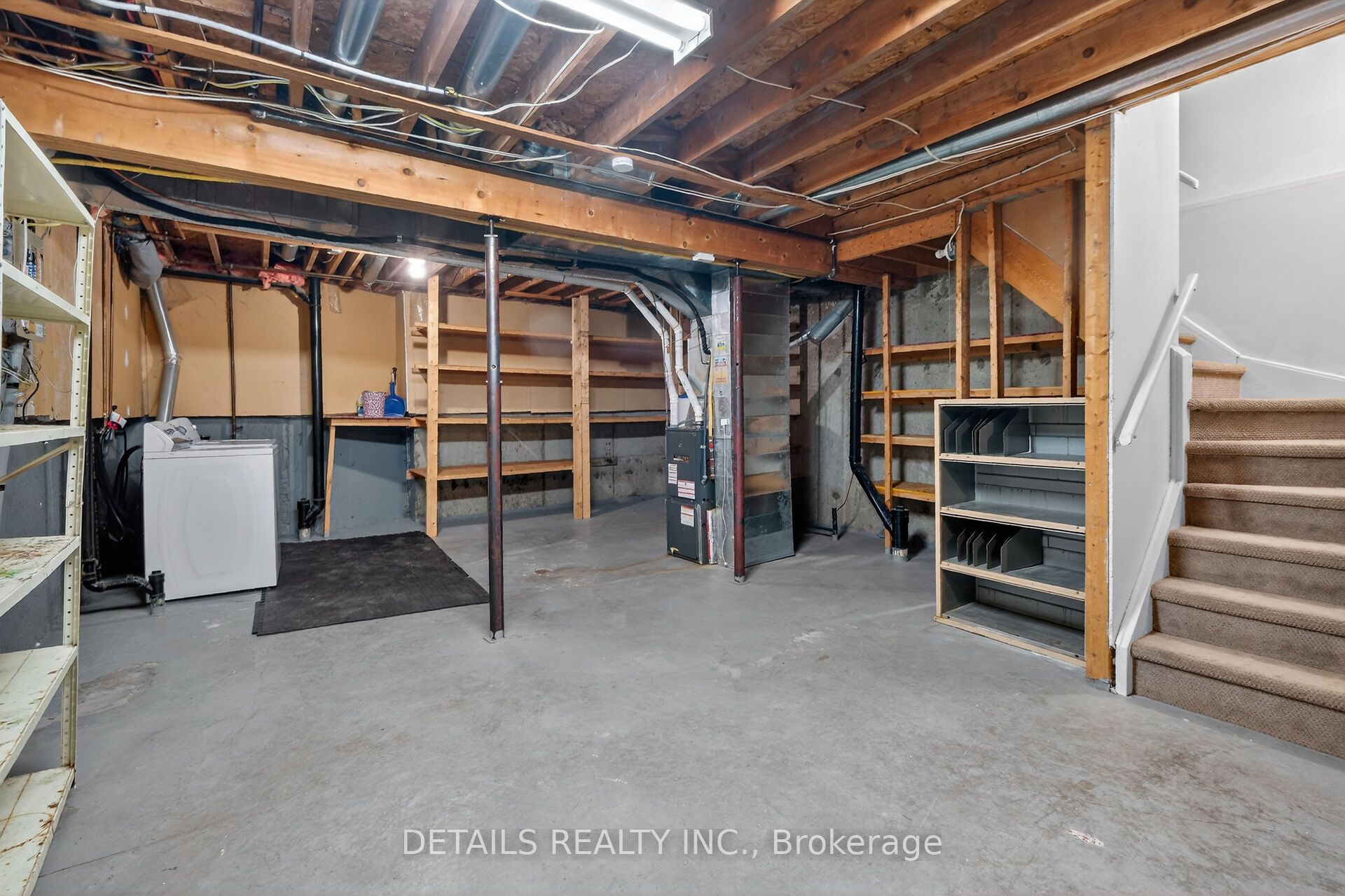 23 Clifford Private 43 Property Photo 41