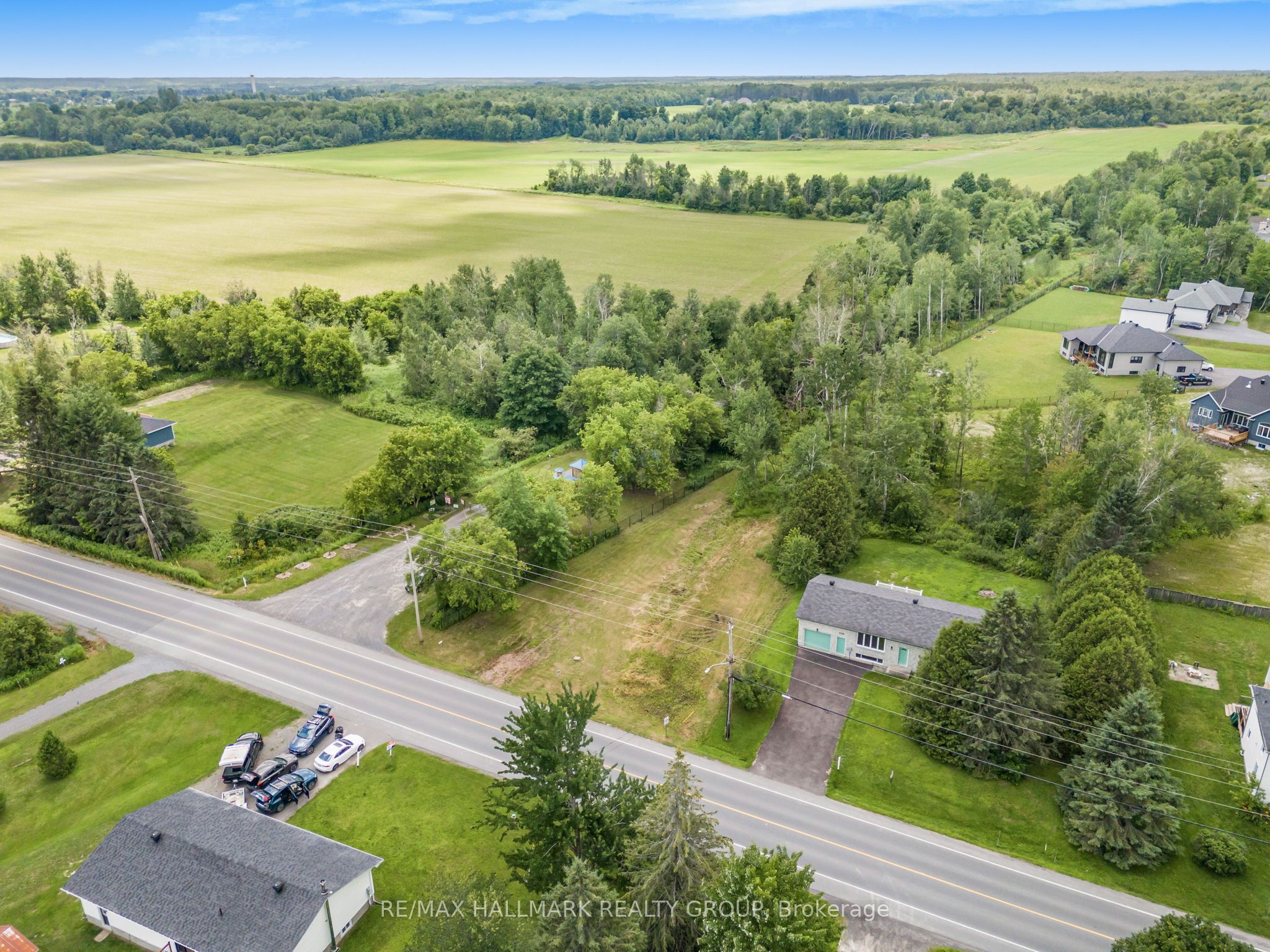 3258 Gendron Road Property Photo 11