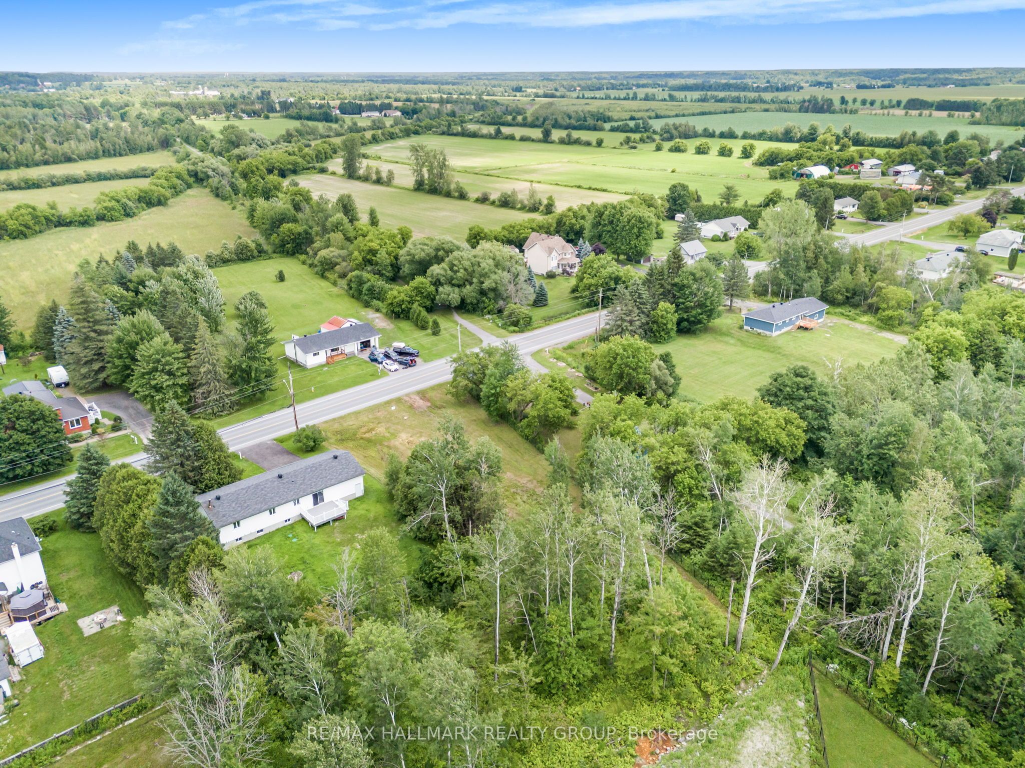 3258 Gendron Road Property Photo 14