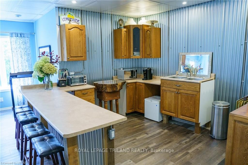4118 Thomas Road Property Photo 33