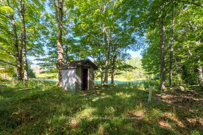 290 Clarke's Road Property Photo 11