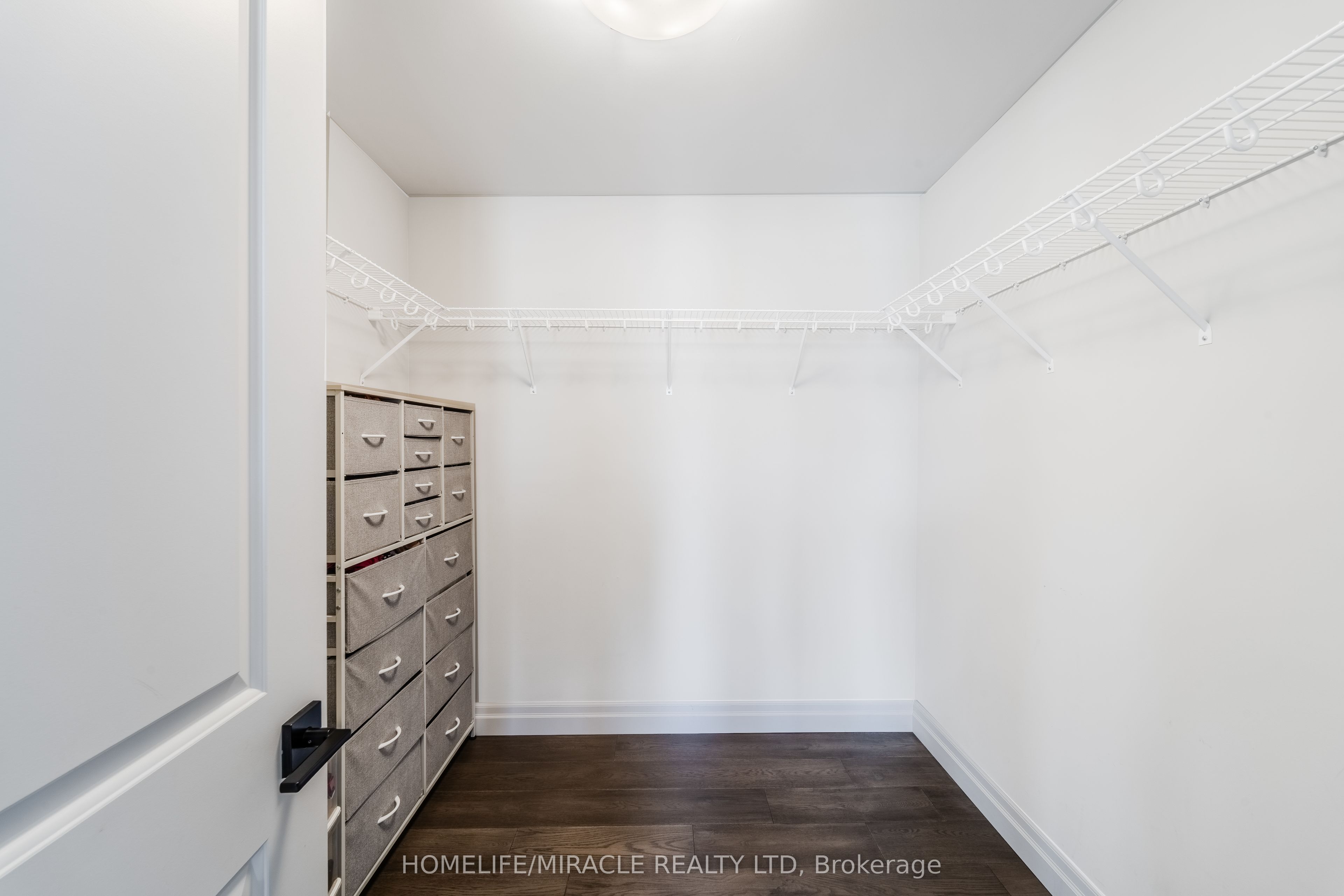 245 Tamarack Boulevard Property Photo 46