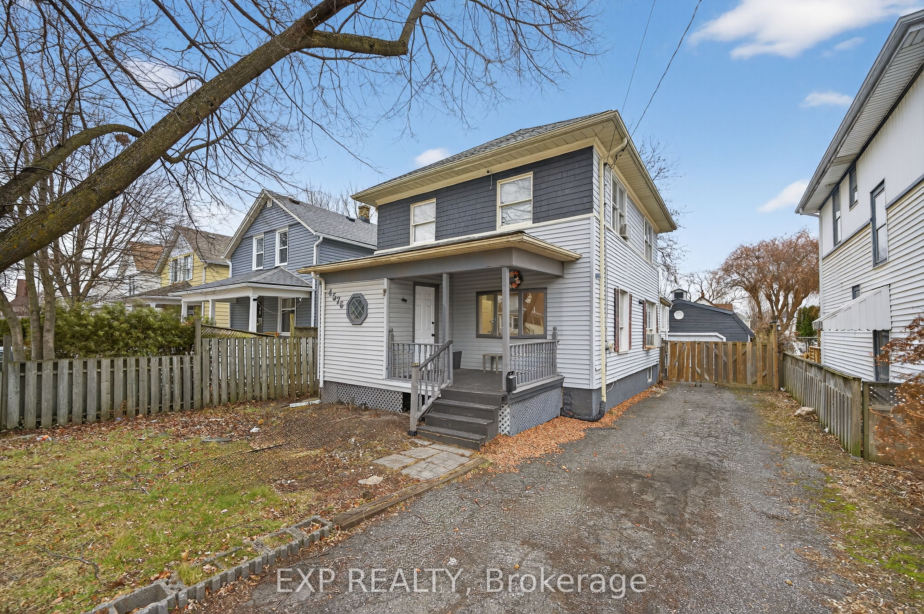 4576 Fourth Avenue Property Photo 1
