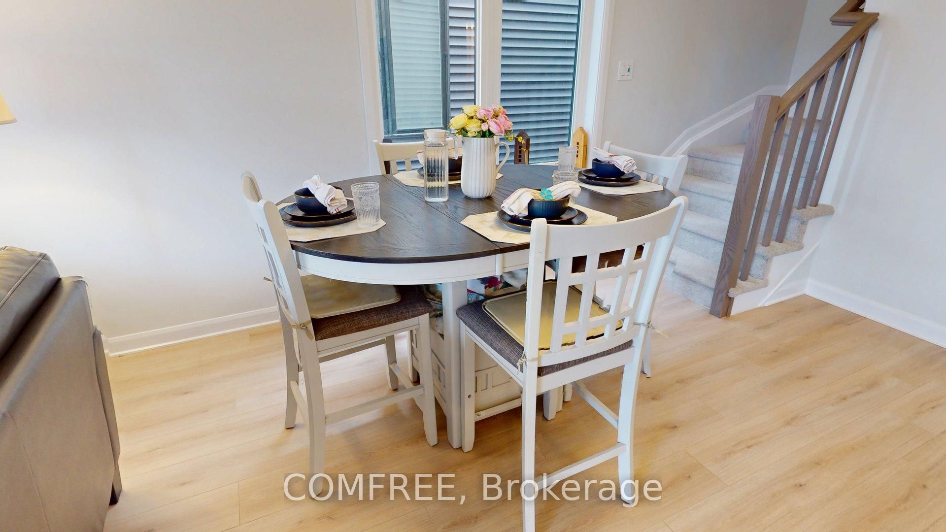 272 Elsie Macgill Walk Property Photo 11
