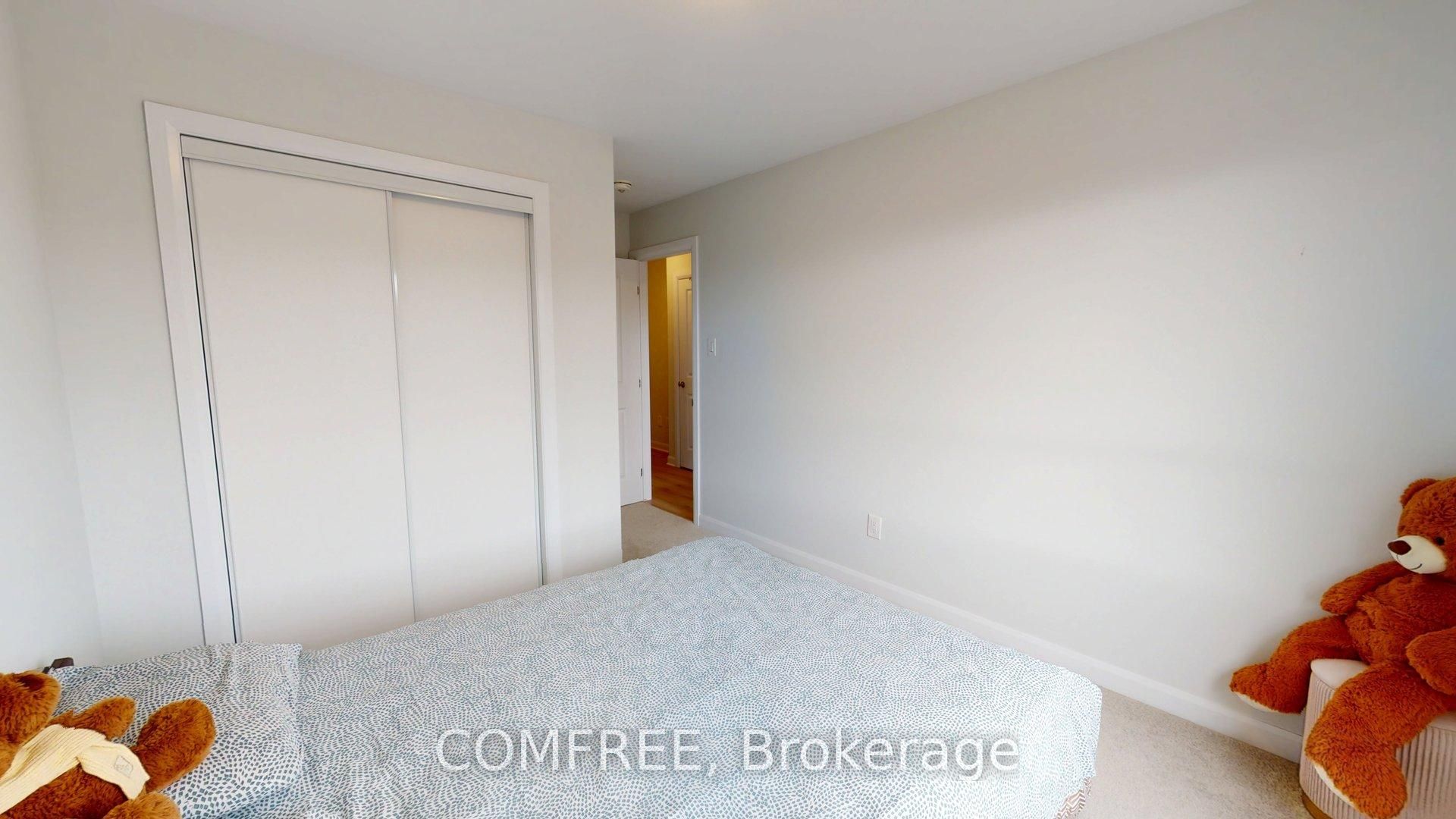 272 Elsie Macgill Walk Property Photo 18