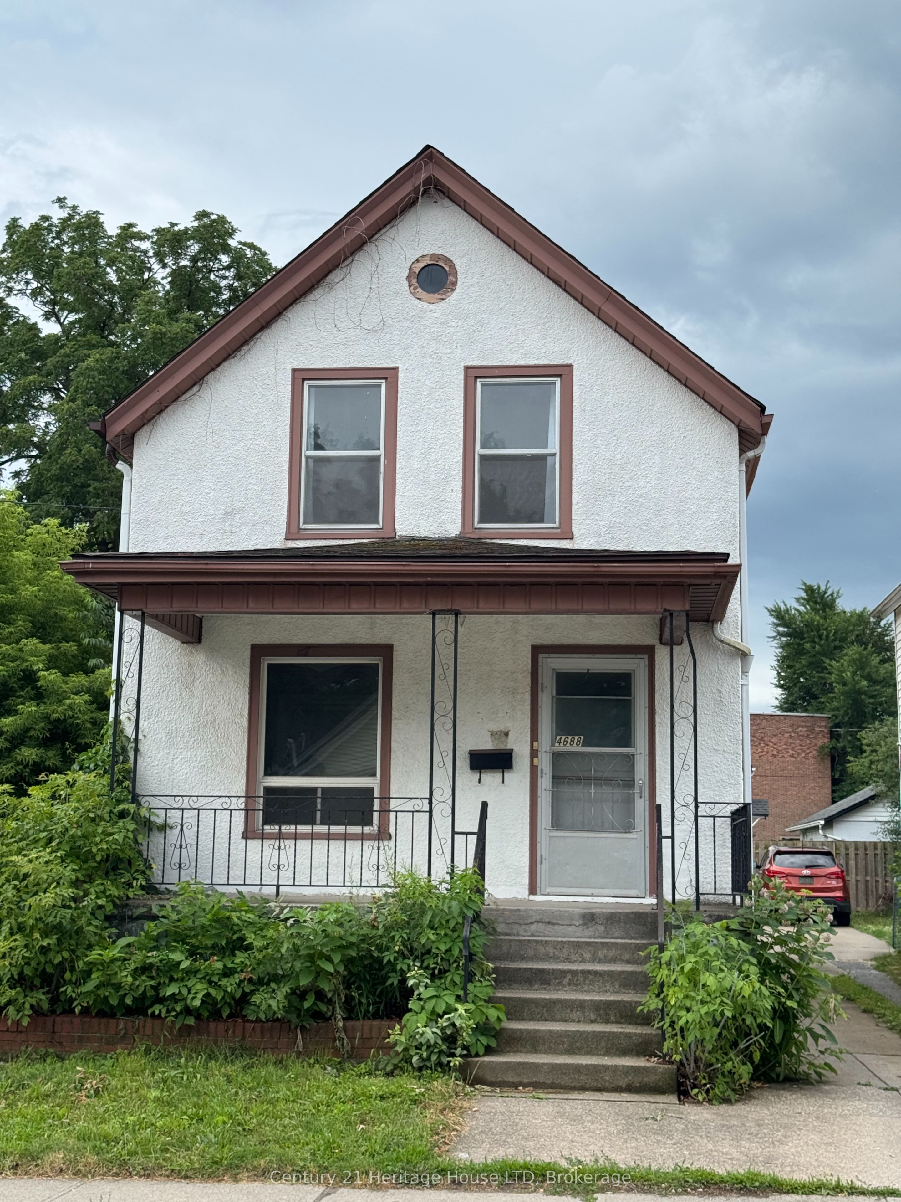 4688 Ryerson Crescent Property Photo 16