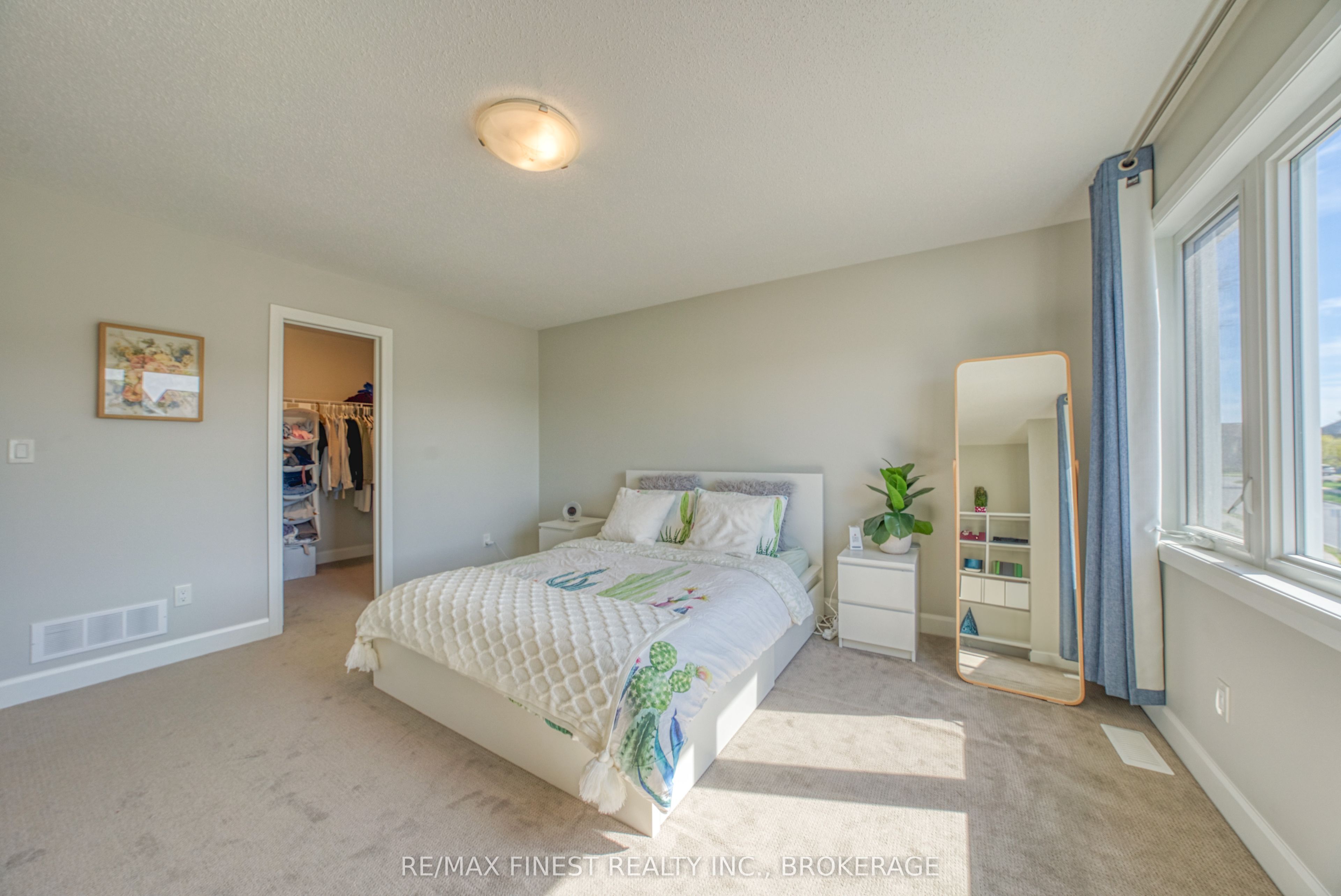 1372 Andersen Drive Property Photo 19