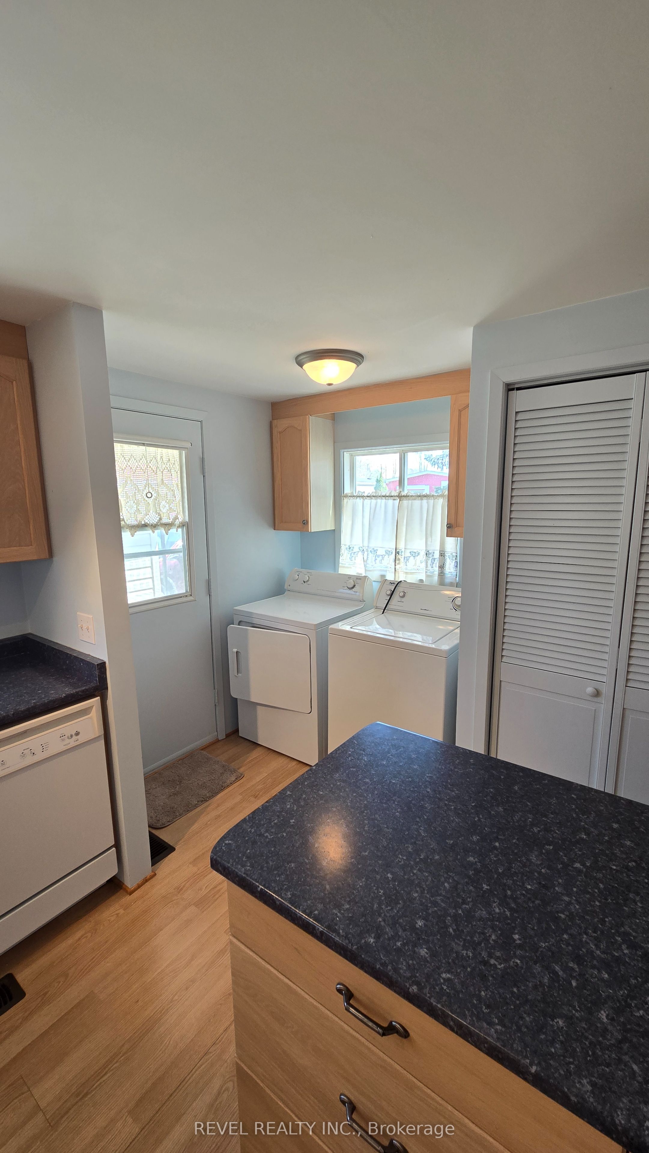 25 Miller Street Property Photo 29