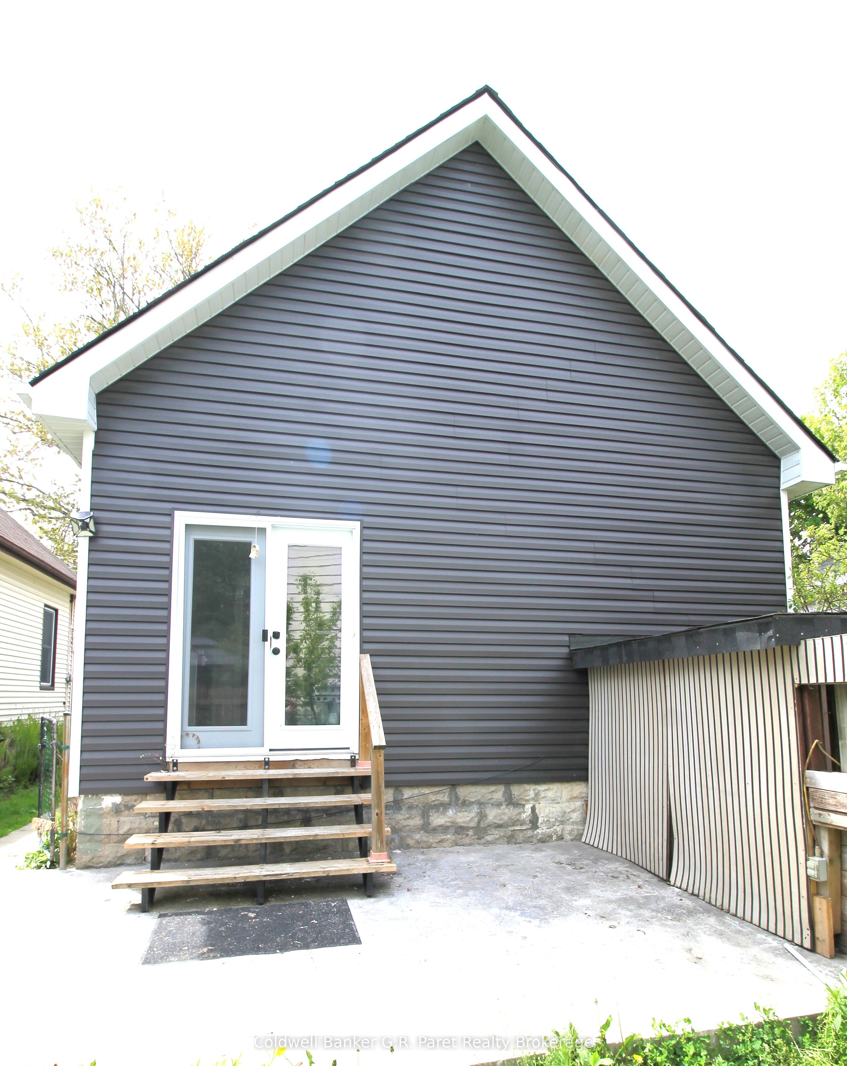 15 Wawa Street Property Photo 19