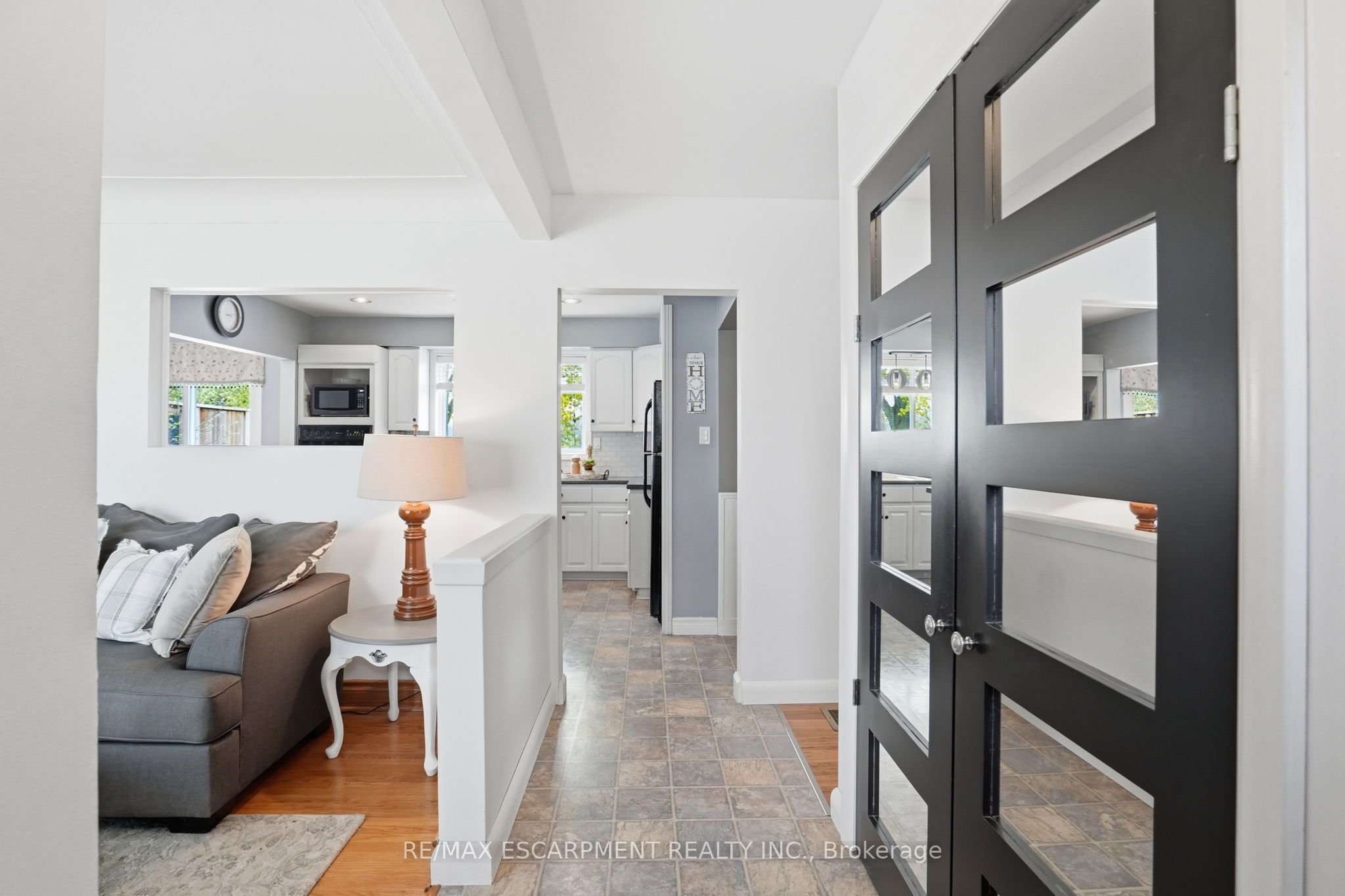 31 Algonquin Avenue Property Photo 6