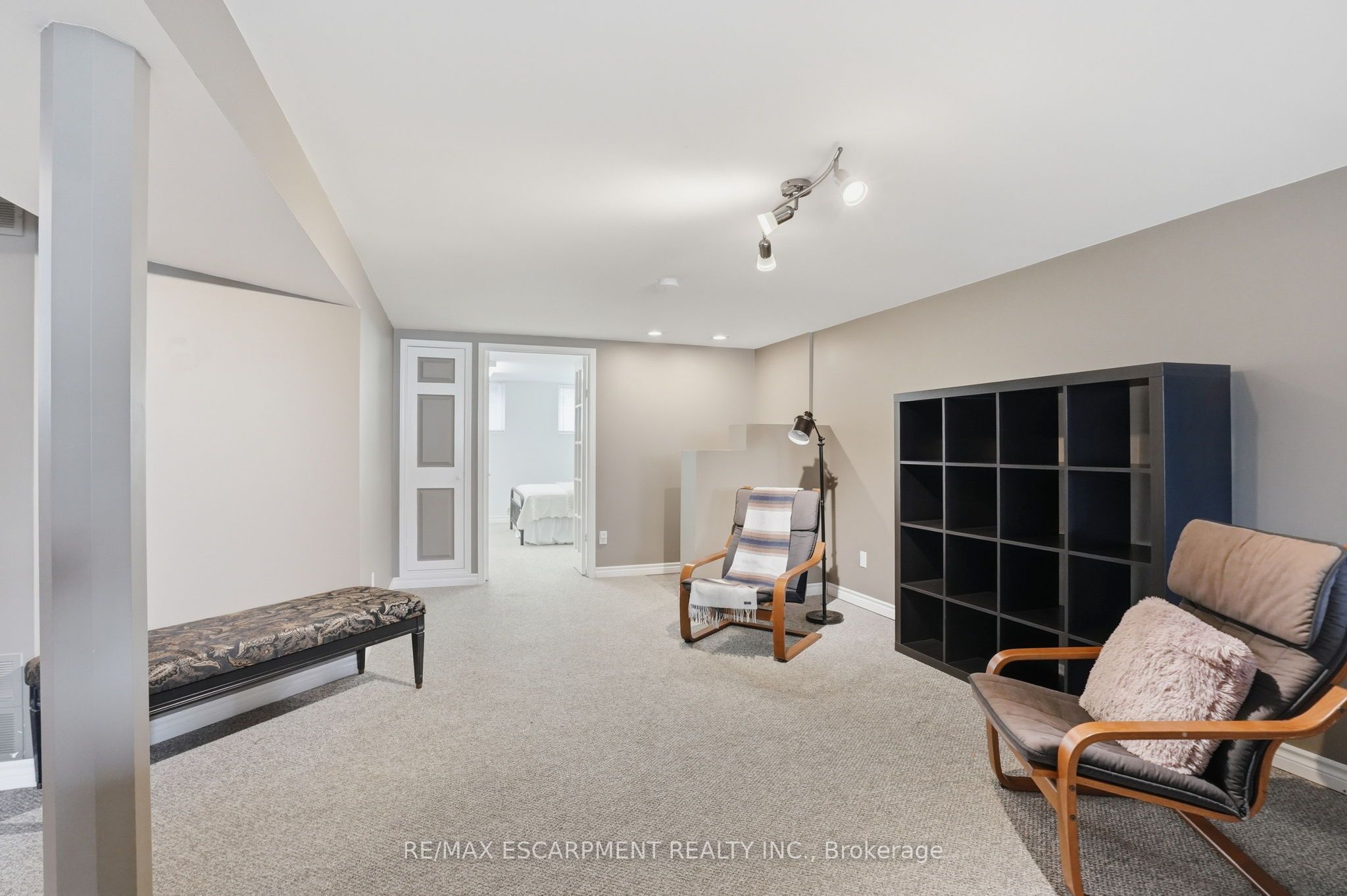31 Algonquin Avenue Property Photo 33