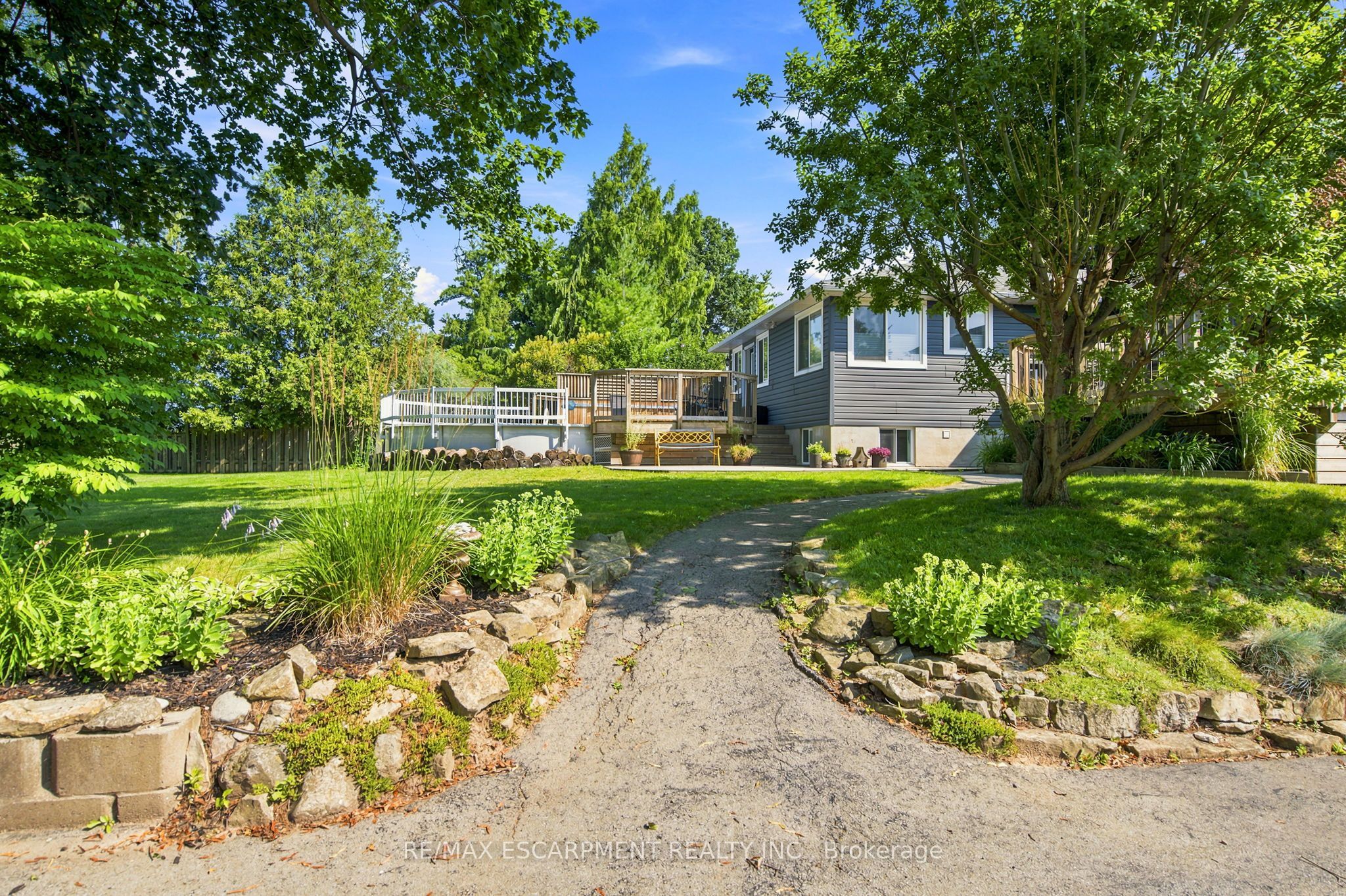31 Algonquin Avenue Property Photo 45