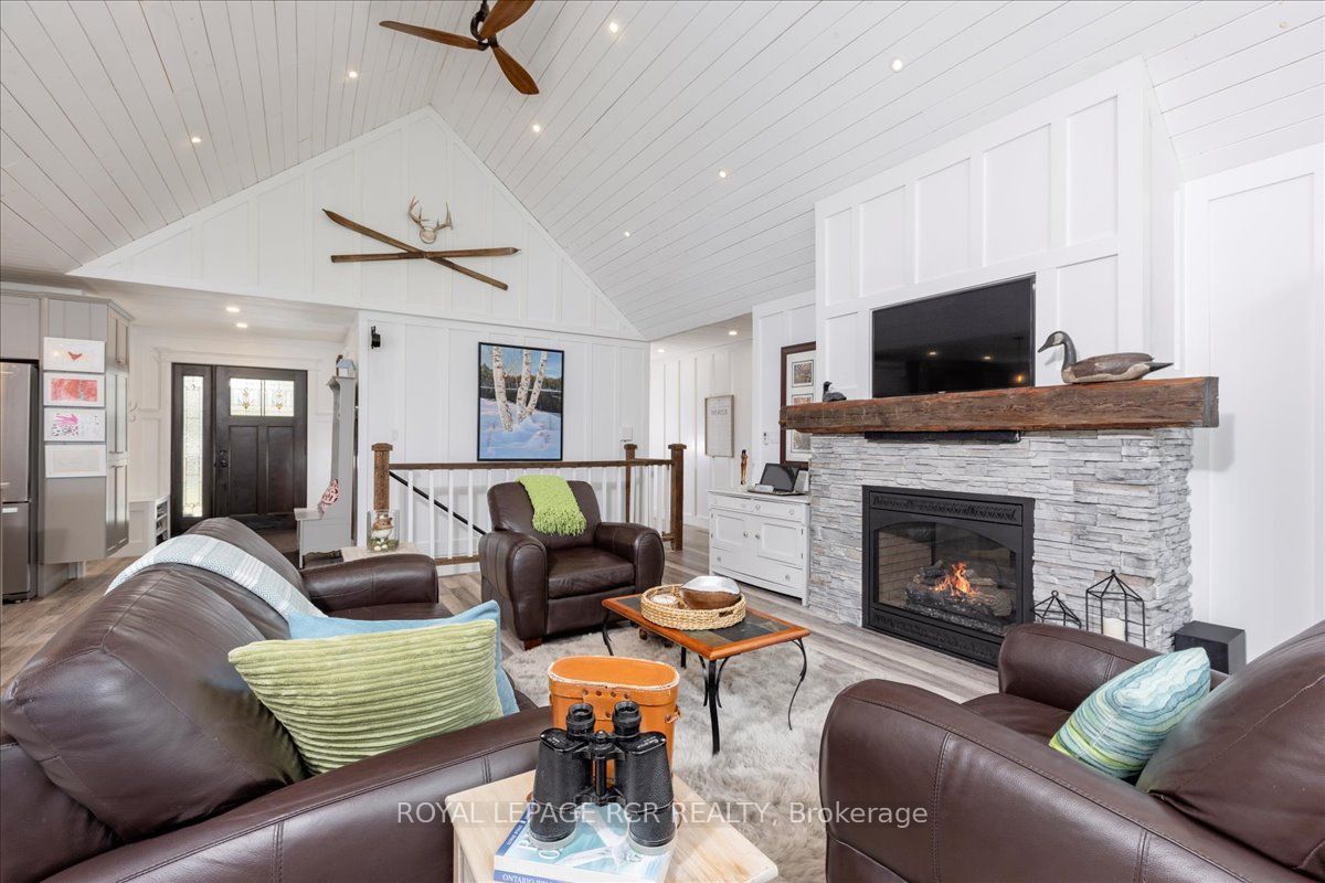 1093 North Bay Drive Property Photo 17