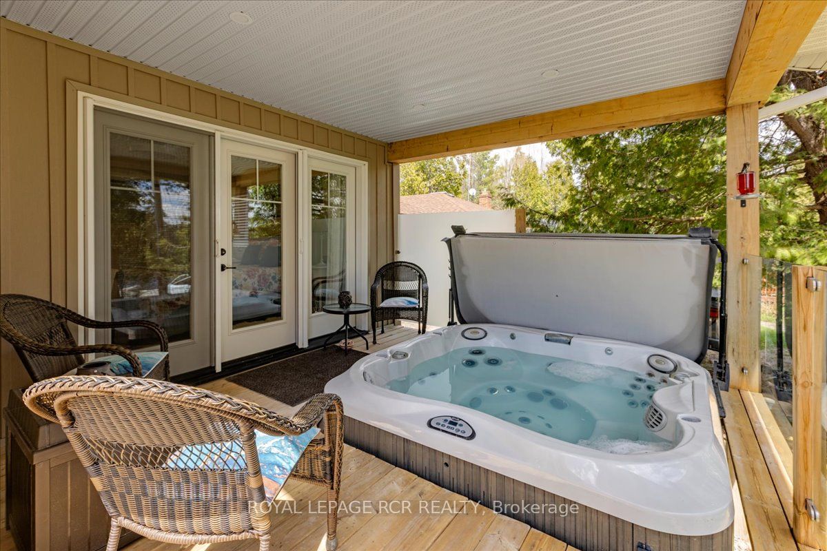 1093 North Bay Drive Property Photo 22