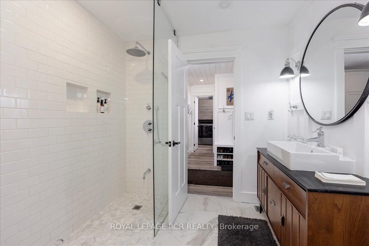 1093 North Bay Drive Property Photo 30