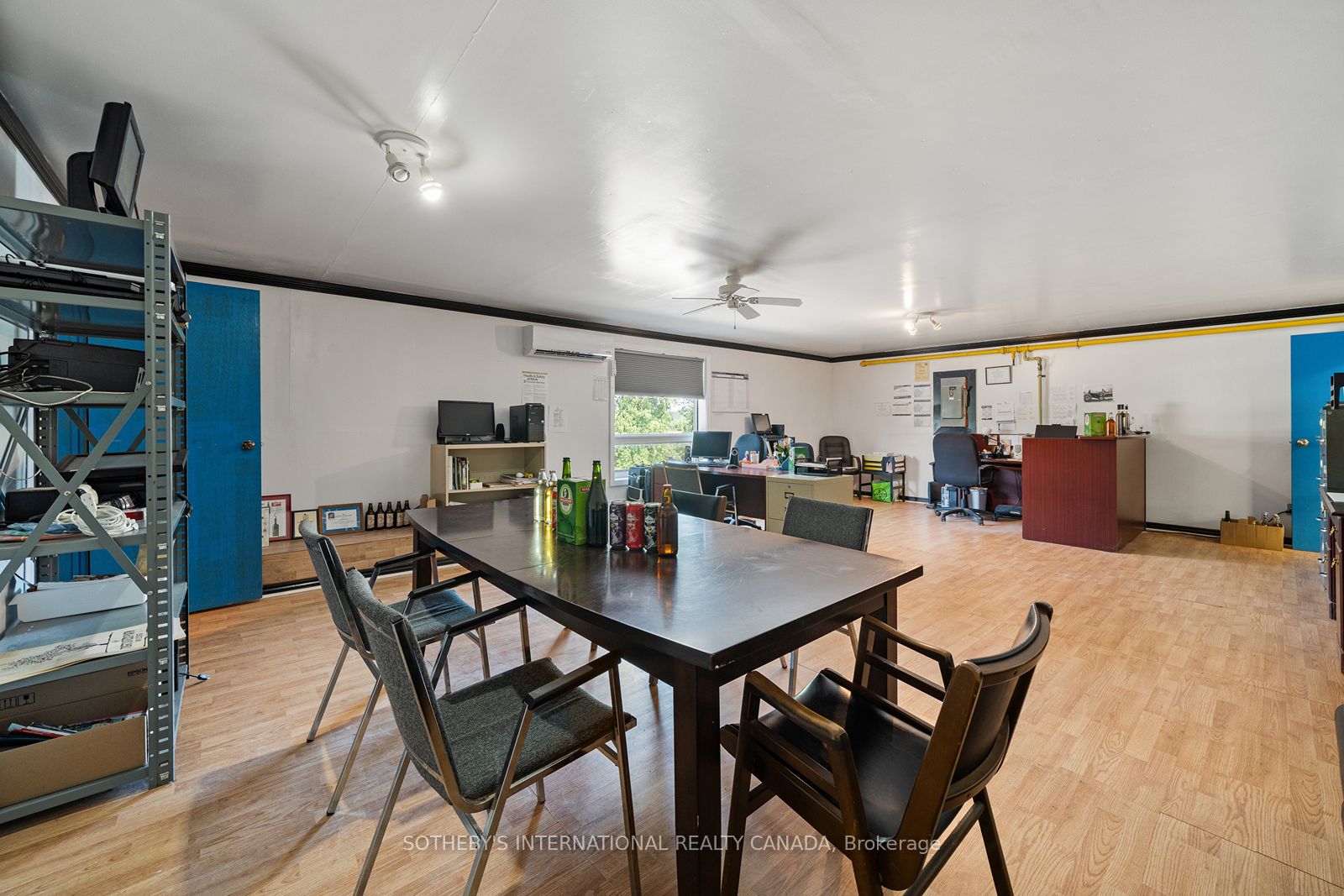 17 Mcfarland Drive E Property Photo 26