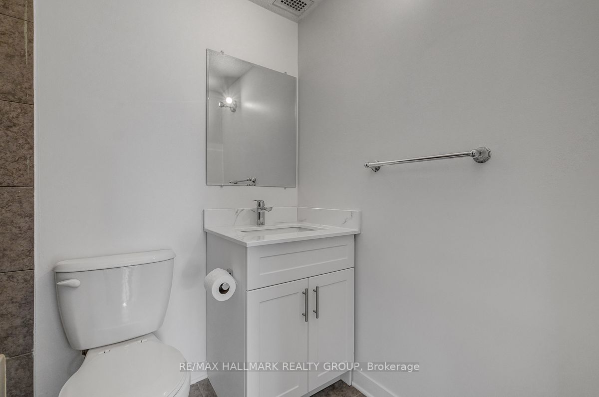 2041 Arrowsmith Drive 105a Property Photo 20
