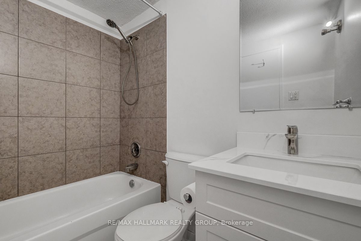 2041 Arrowsmith Drive 105a Property Photo 21