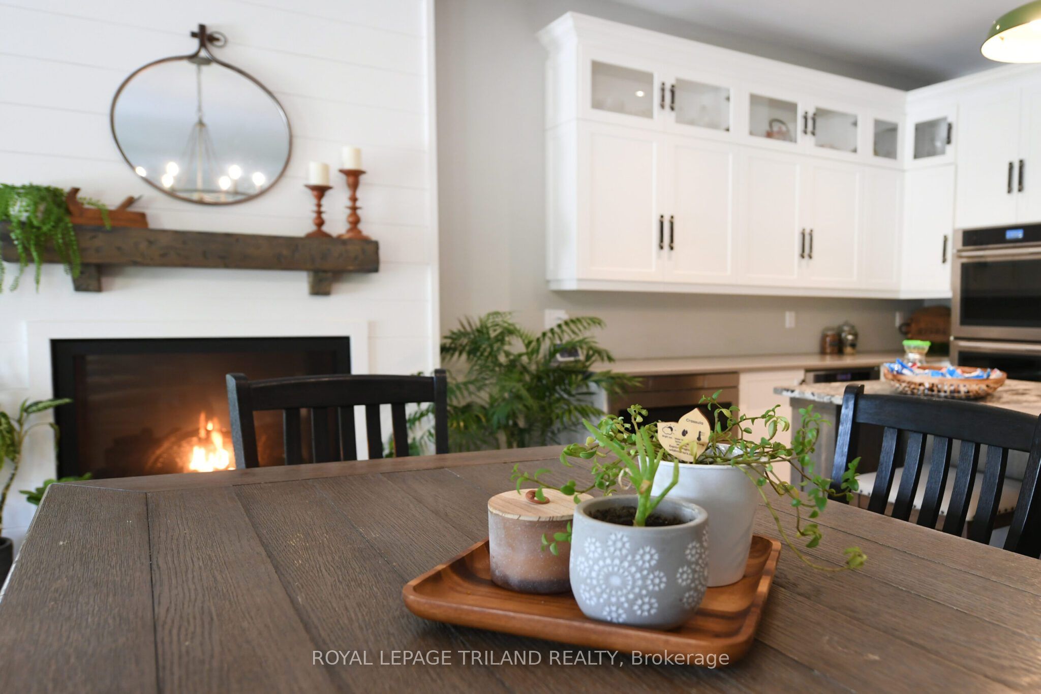 7264 Ridge Road Property Photo 14