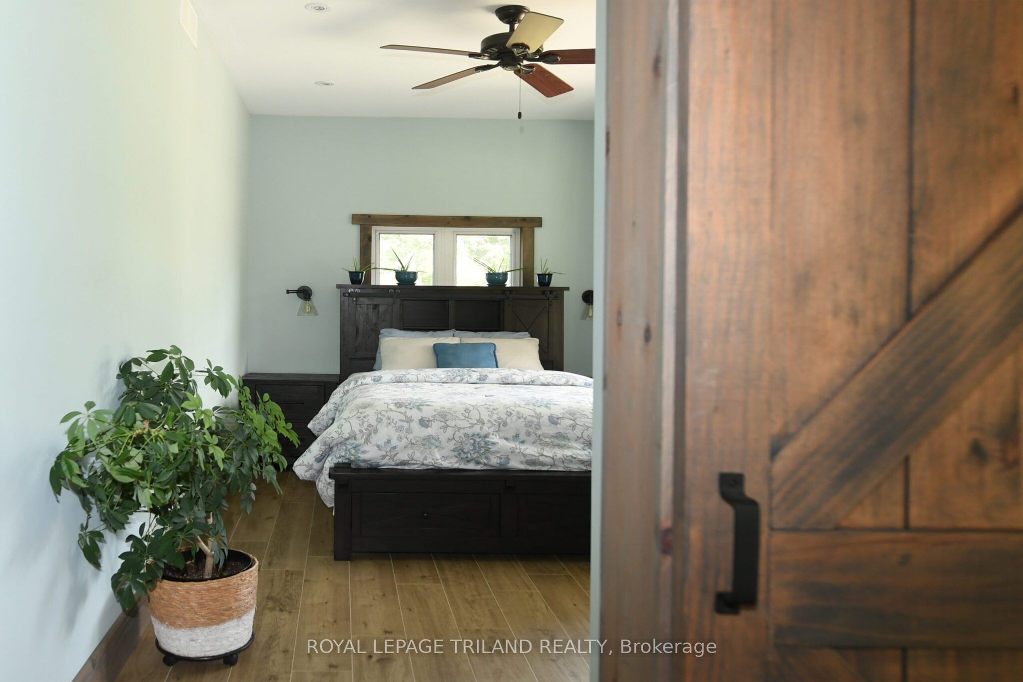 7264 Ridge Road Property Photo 20