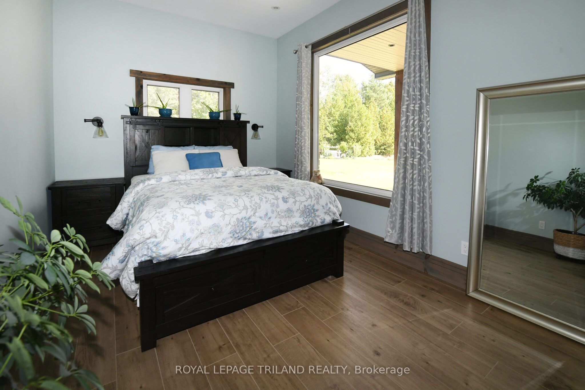 7264 Ridge Road Property Photo 21