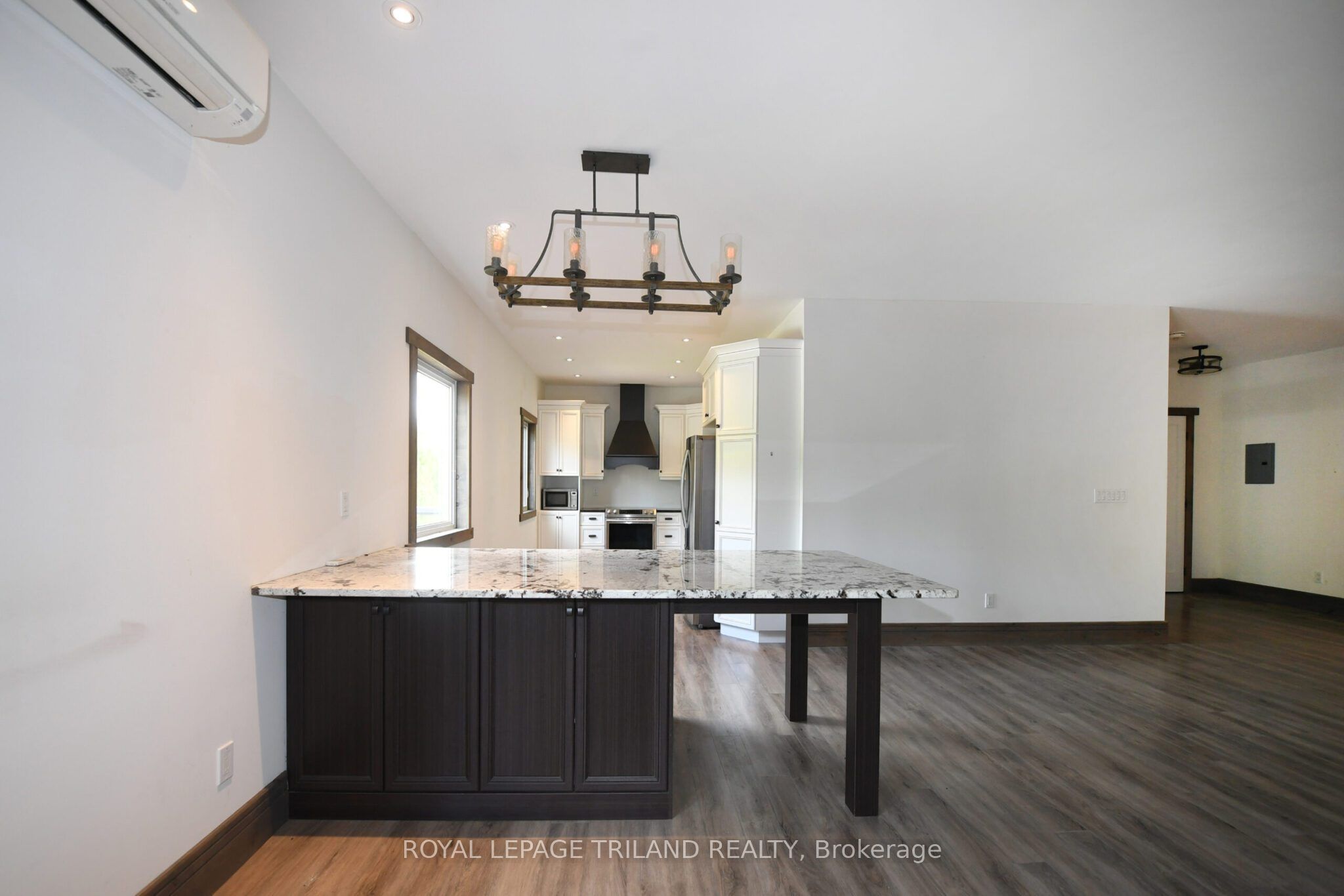 7264 Ridge Road Property Photo 28