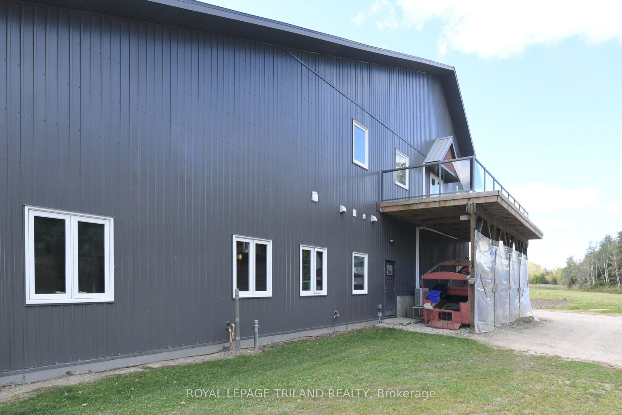 7264 Ridge Road Property Photo 41