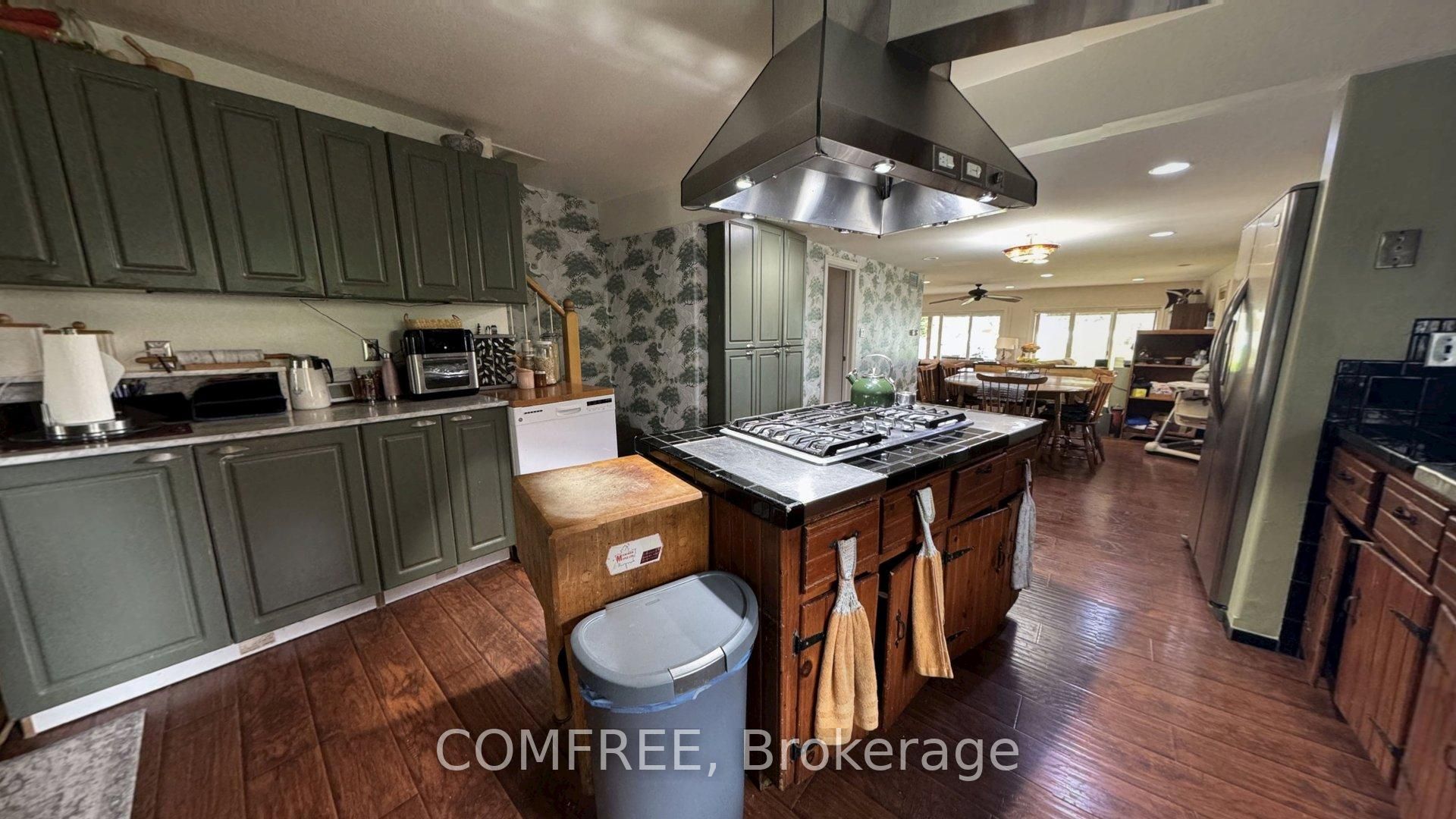 2122 Old Front Road Property Photo 11