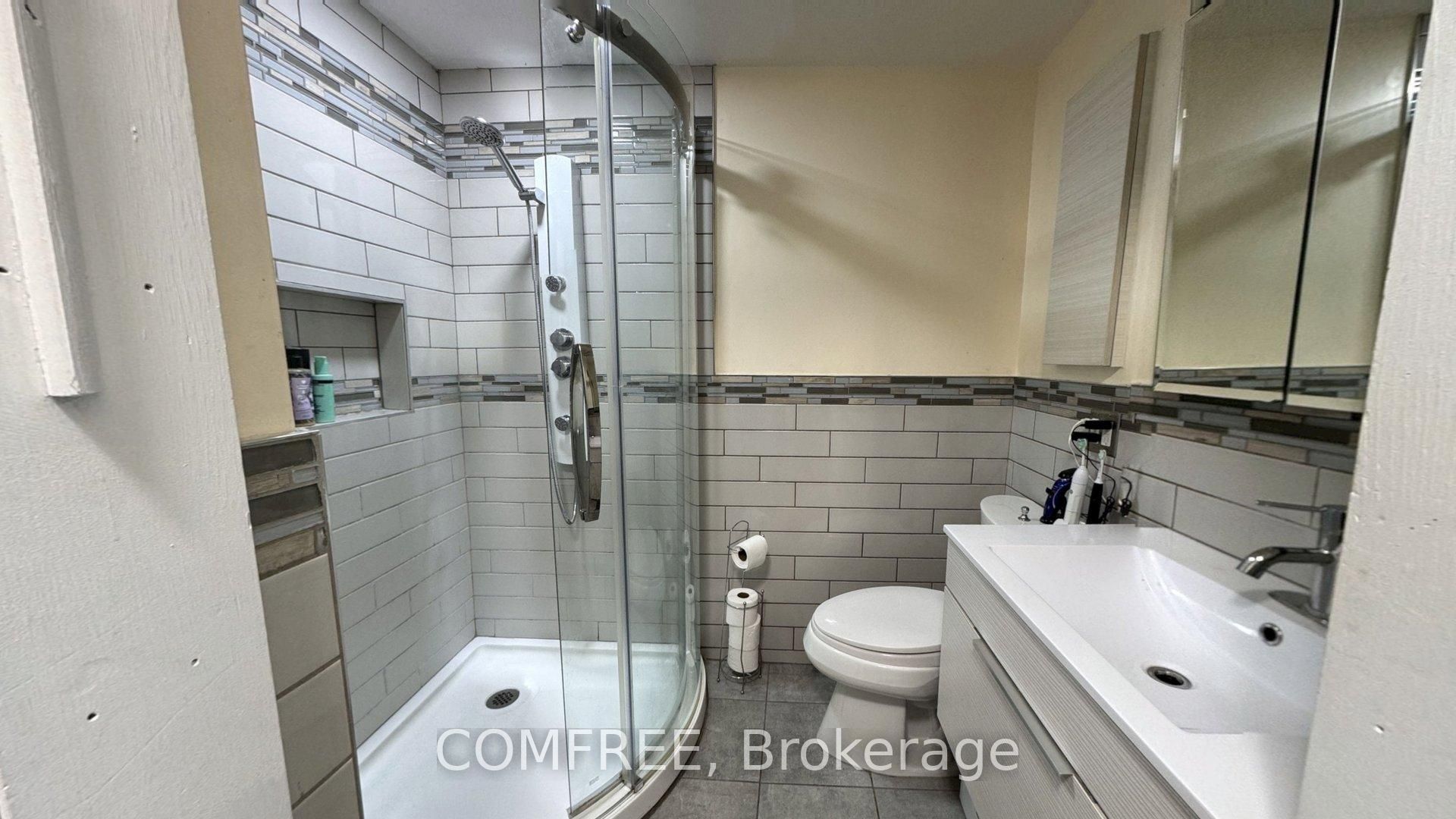 2122 Old Front Road Property Photo 14