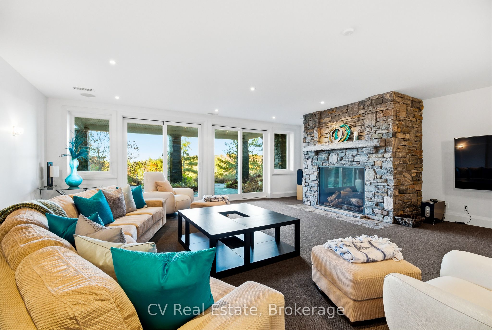 1056 & 1060 S Sunset Bay Rd Property Photo 29