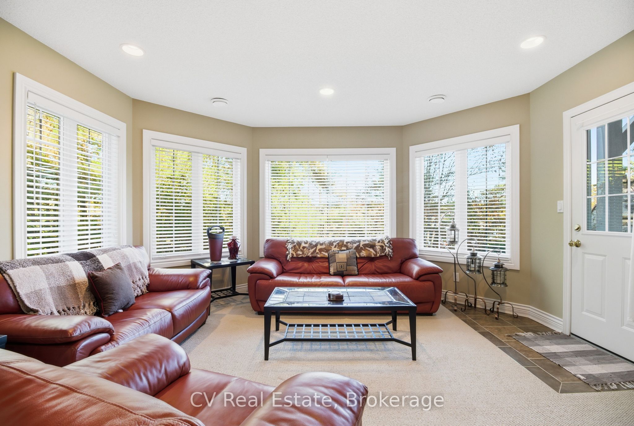 1056 & 1060 S Sunset Bay Rd Property Photo 44