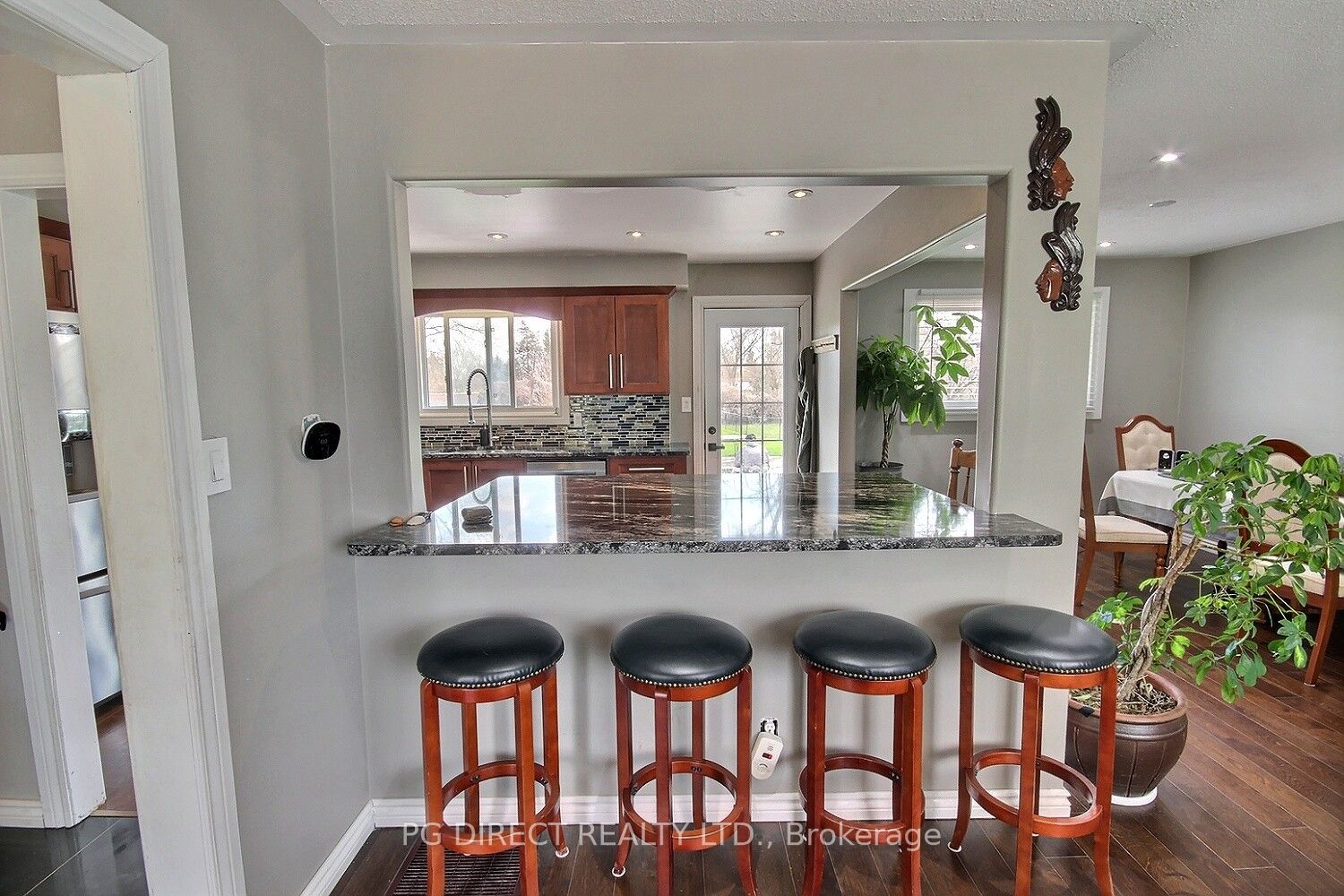 20 Old Stone Road Property Photo 6