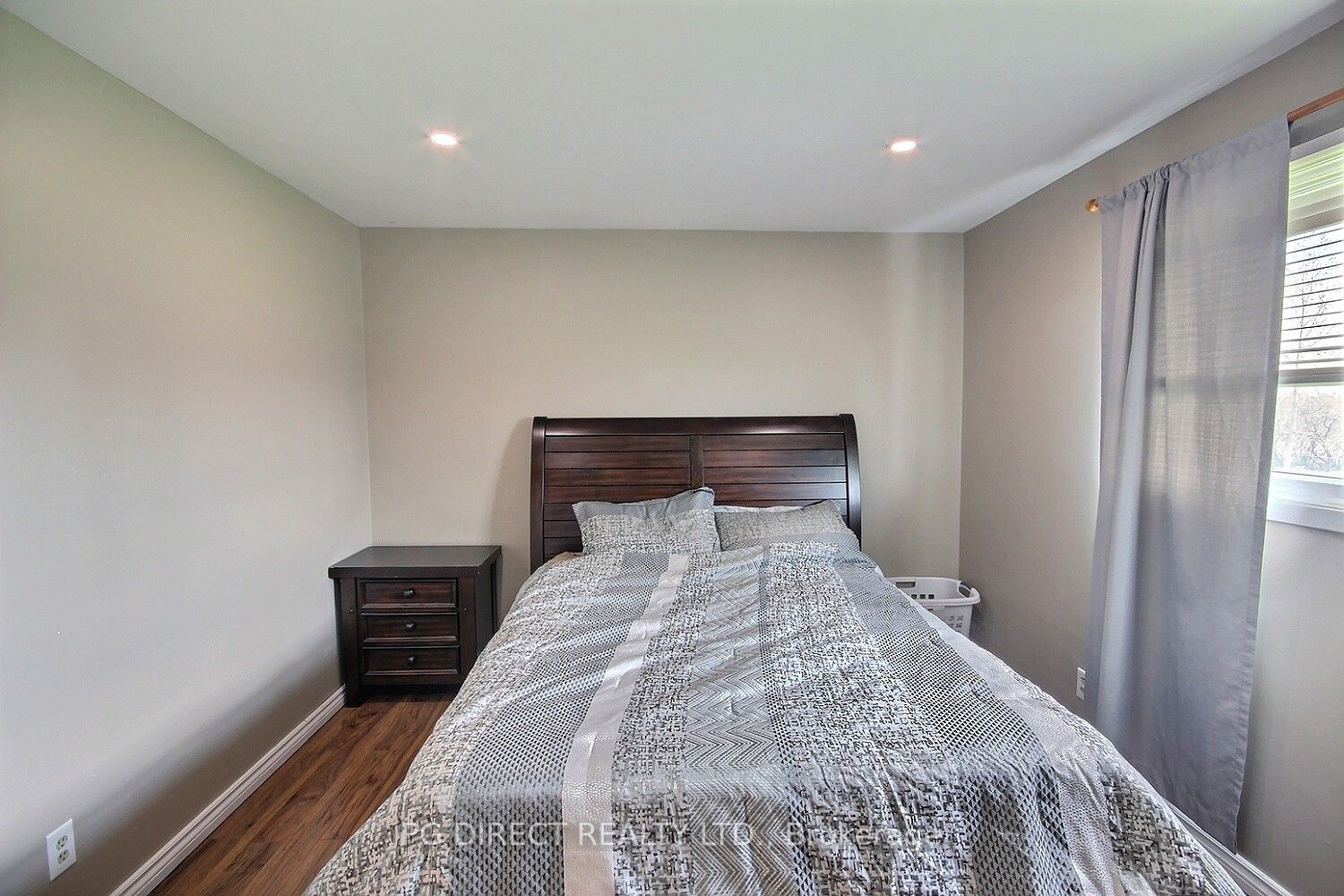 20 Old Stone Road Property Photo 9