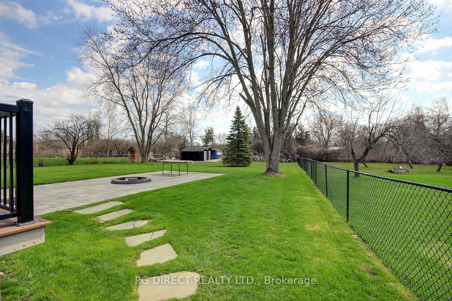 20 Old Stone Road Property Photo 15