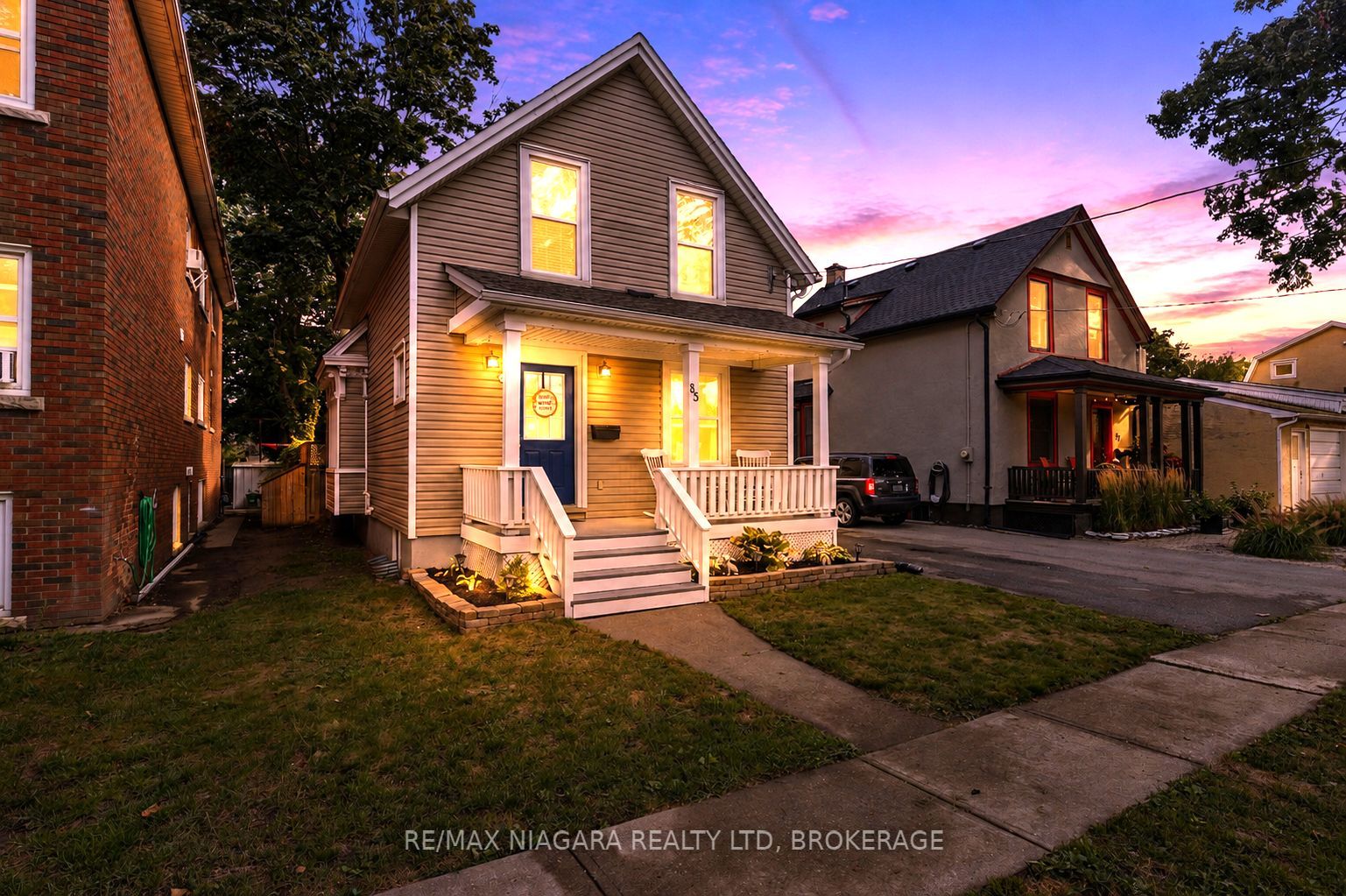 85 Maple Street Property Photo 2