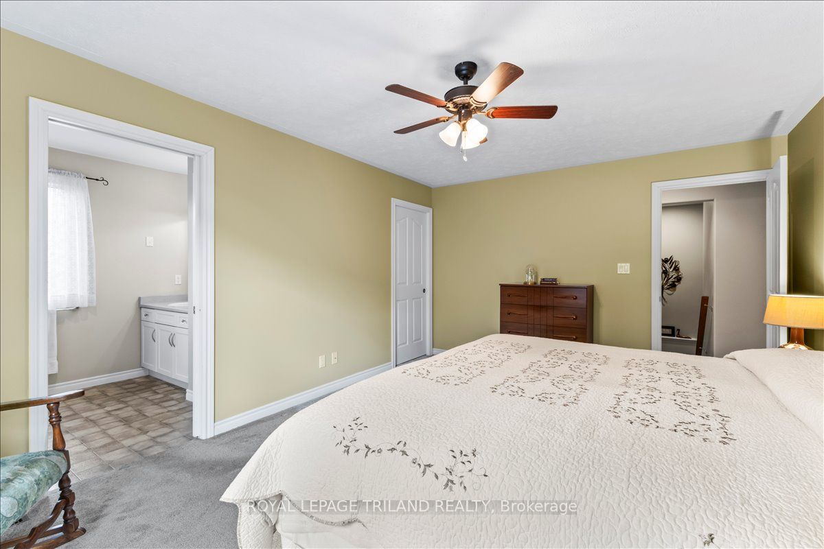 272 4th Street Crescent Property Photo 14