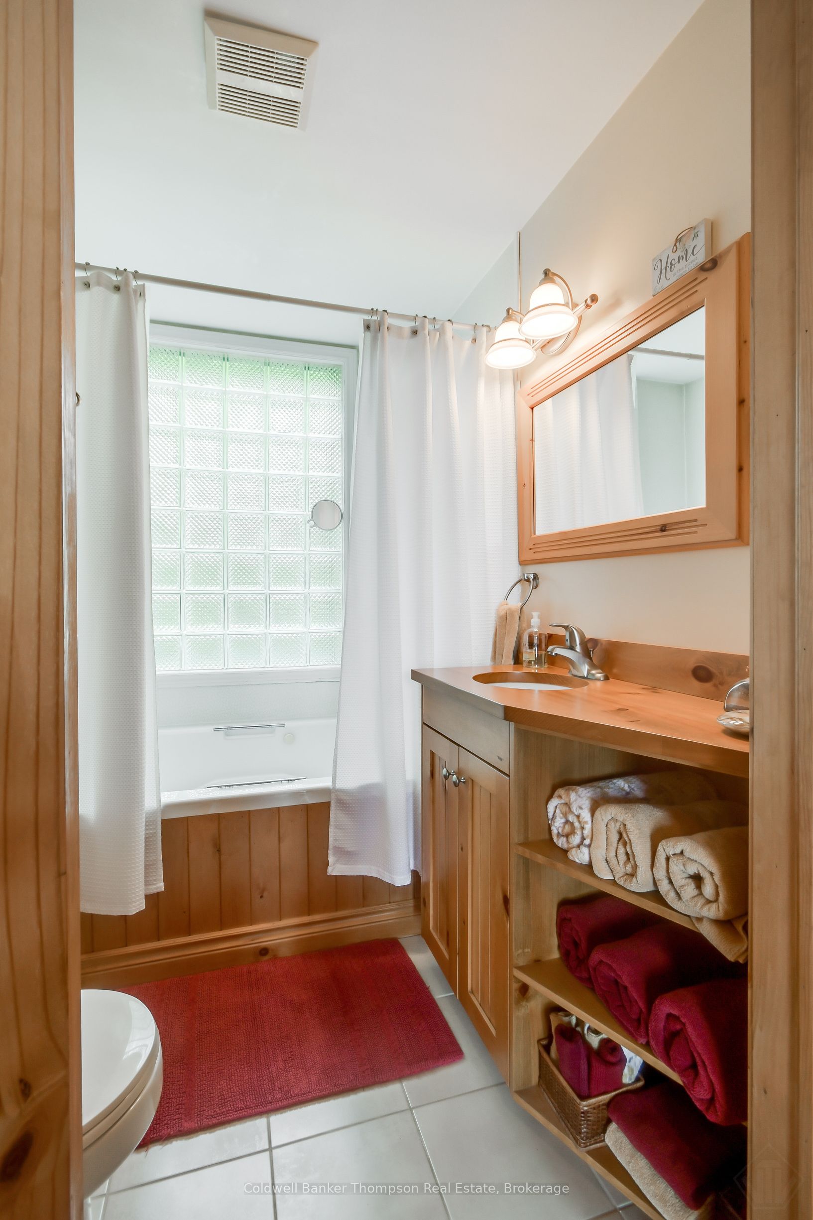 100 Rock Road S Property Photo 19